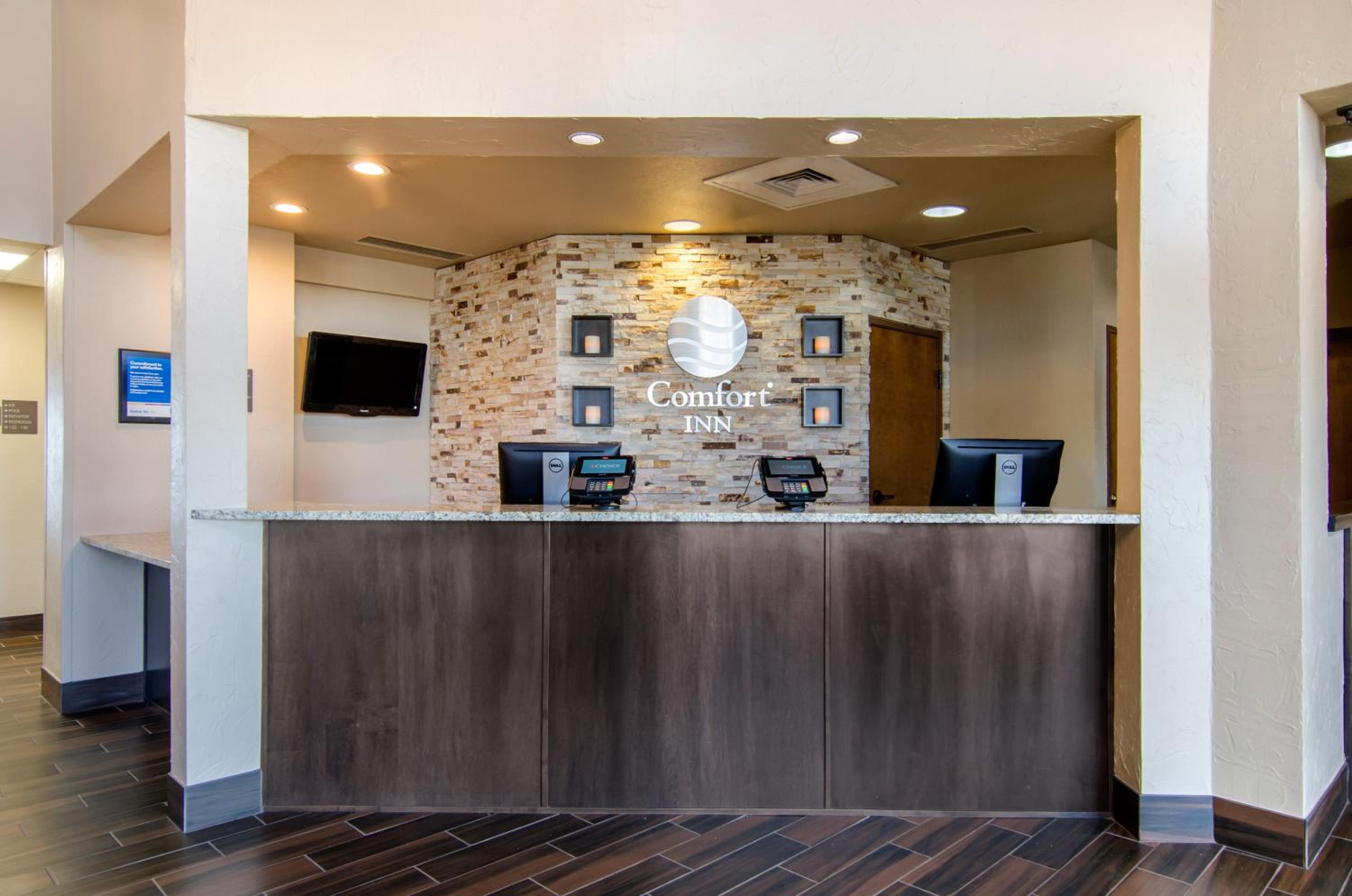 Comfort Inn St Robert-Fort Leonard Wood - Property Image 12