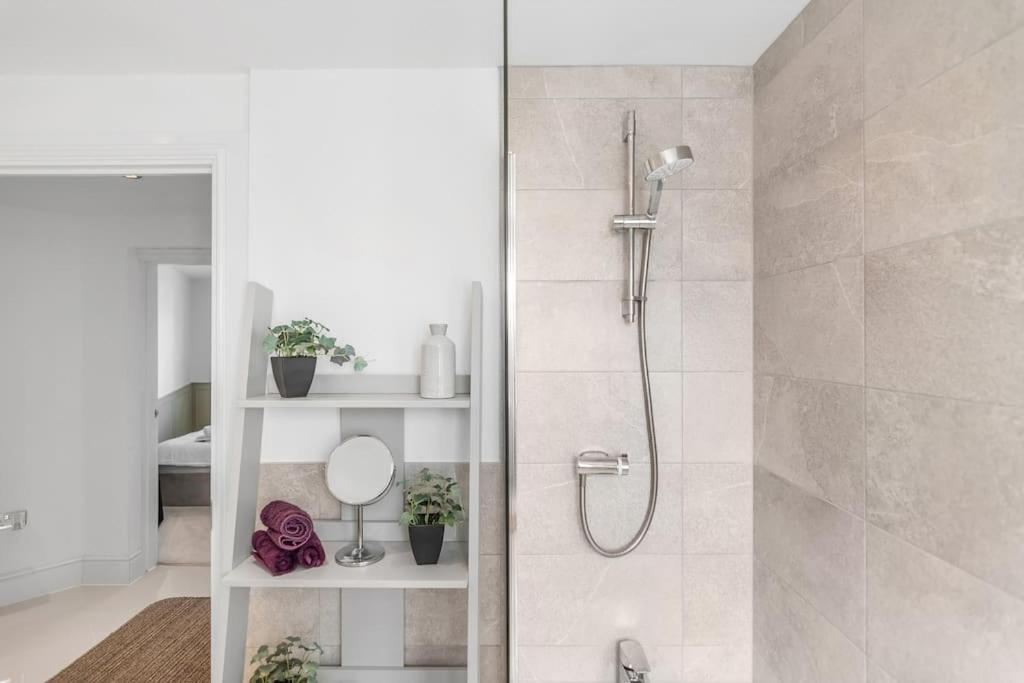 Modern Apartment in Wymondham