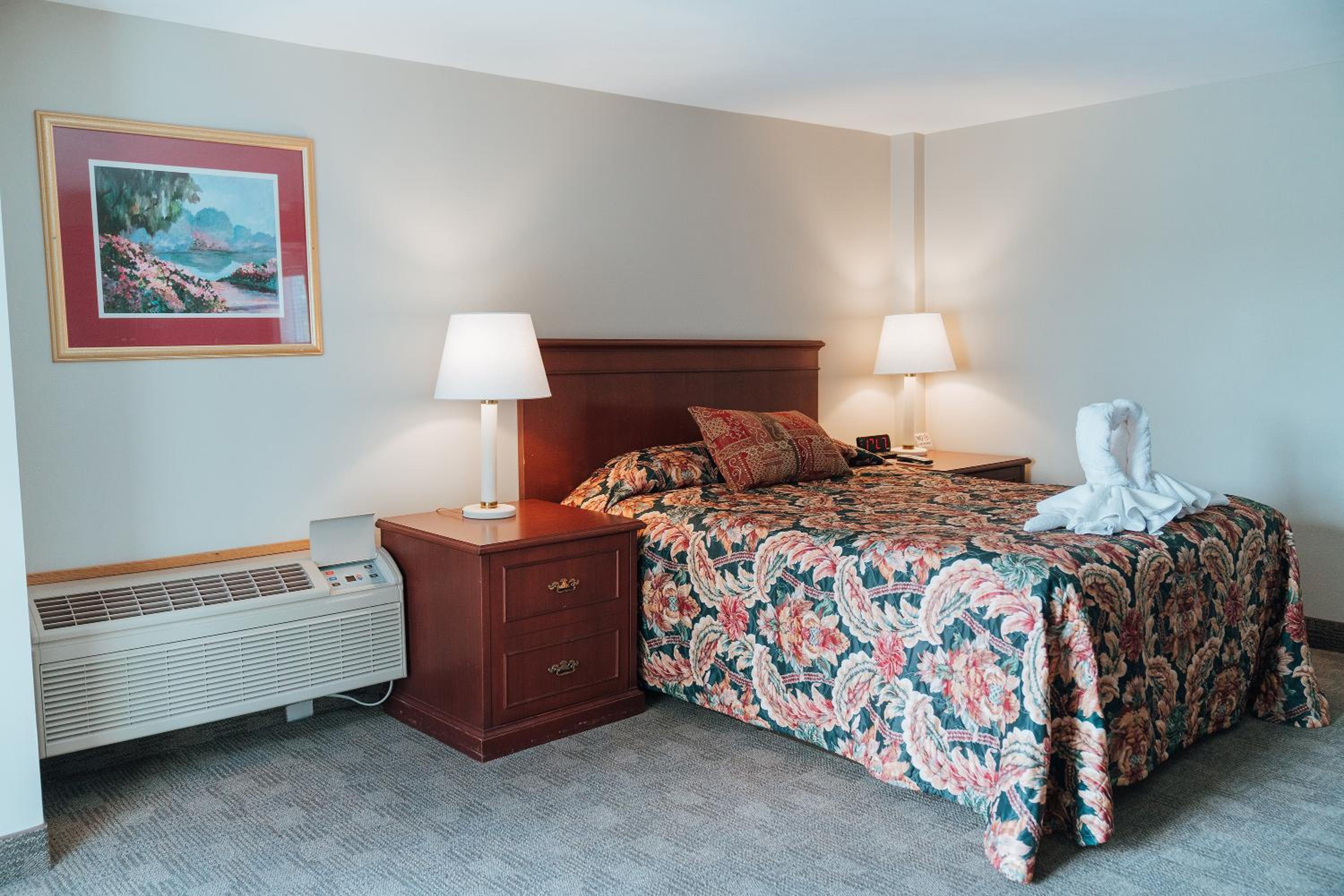 Skaneateles Suites