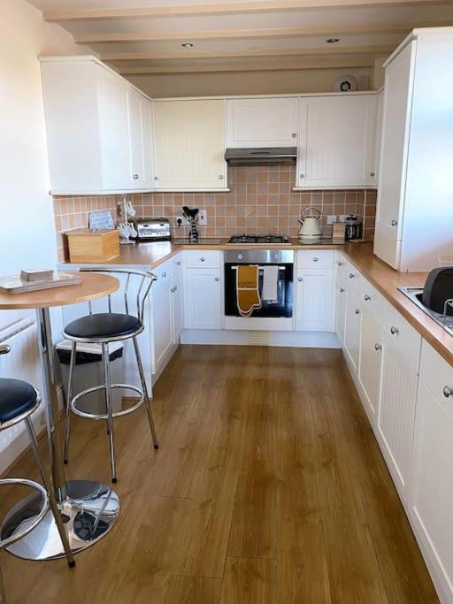 The Cottage, Hill Top Stables view 4