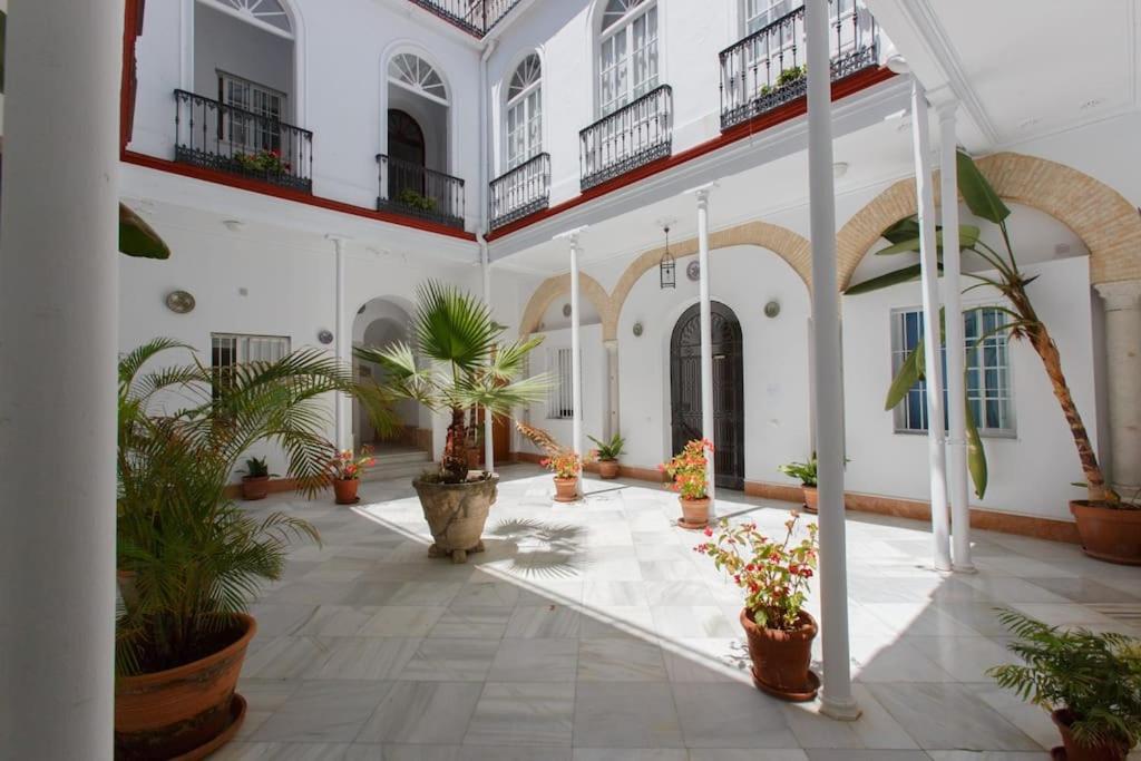 Casa Palacio Argüeso (con garaje, climalit y A/A) view 3