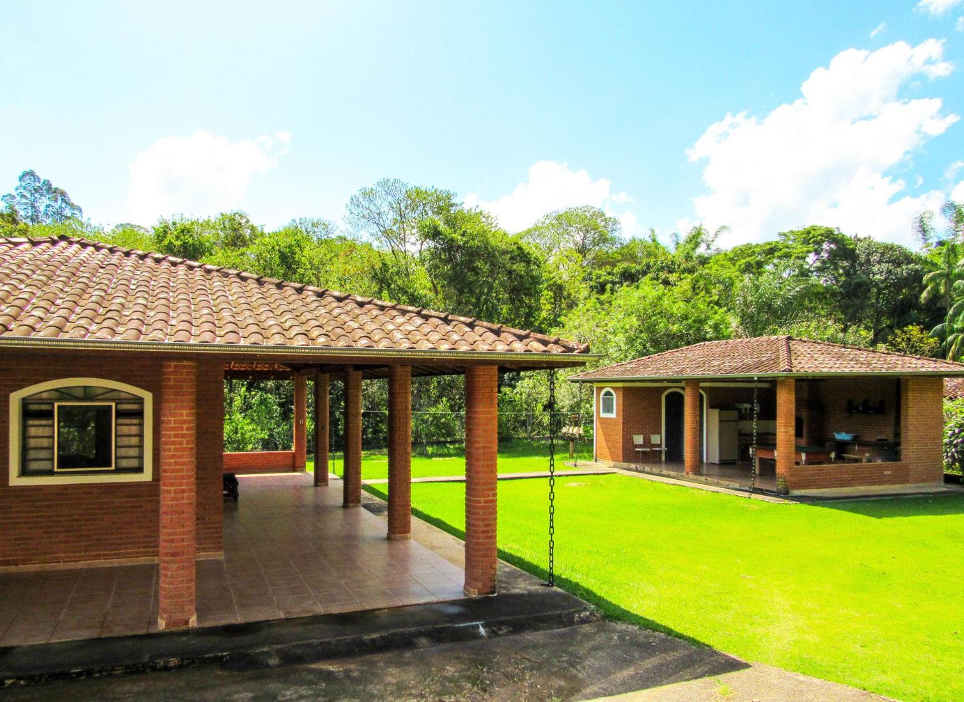 Casa de campo c WiFi e churrasqueira em Socorro SP