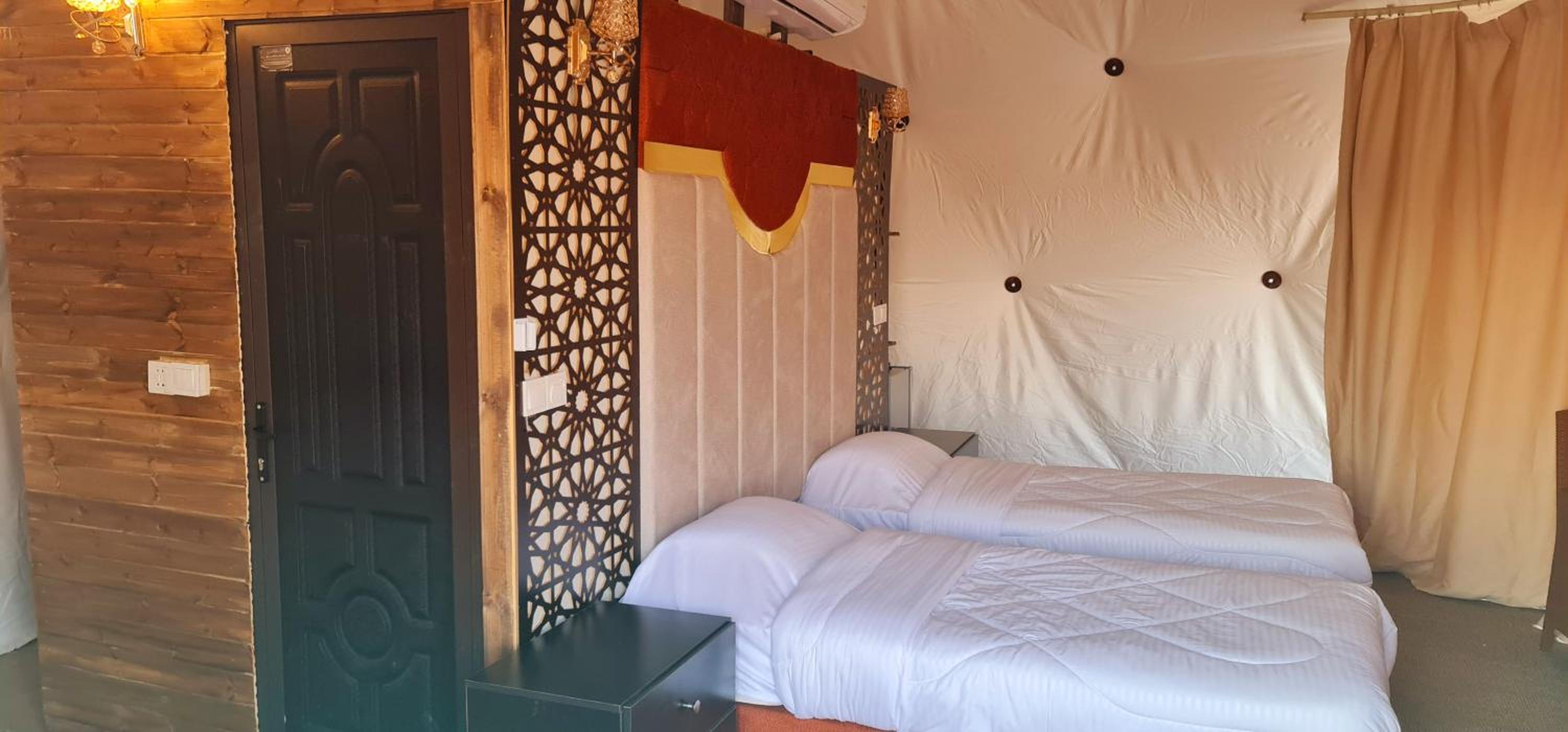 Hasan Zawaideh Luxury Camp 2 27