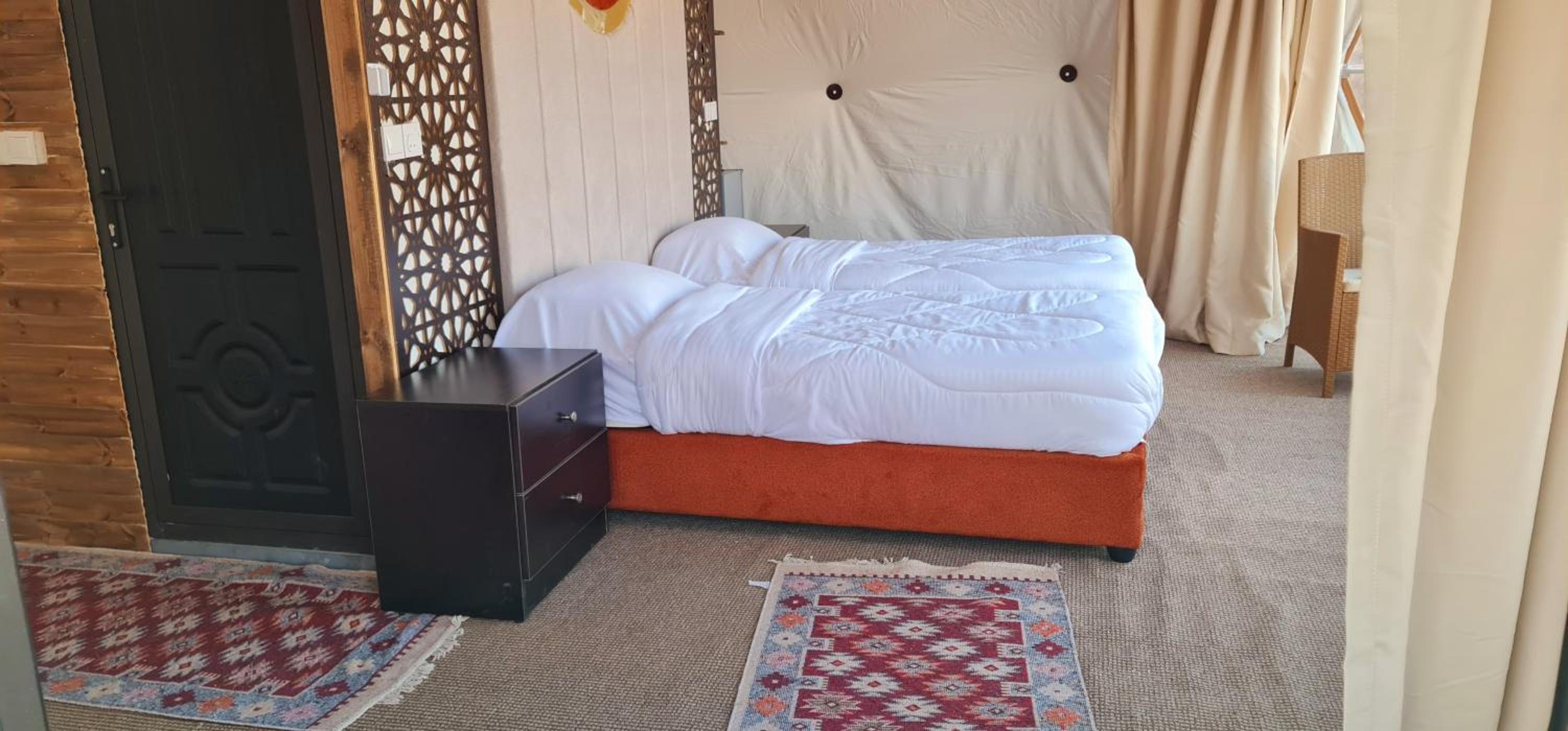 Hasan Zawaideh Luxury Camp 2 26