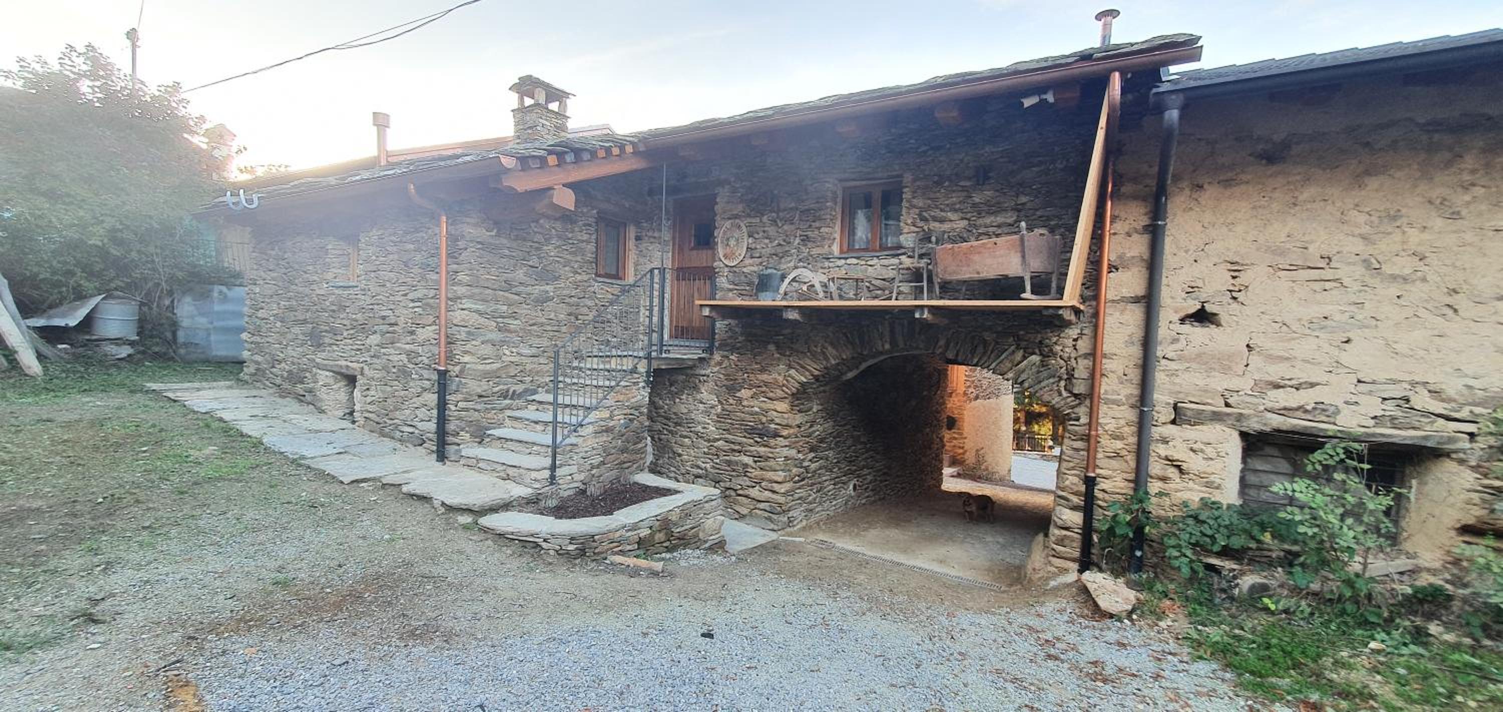 Casa Vacanza I Foresti Ex Scuola