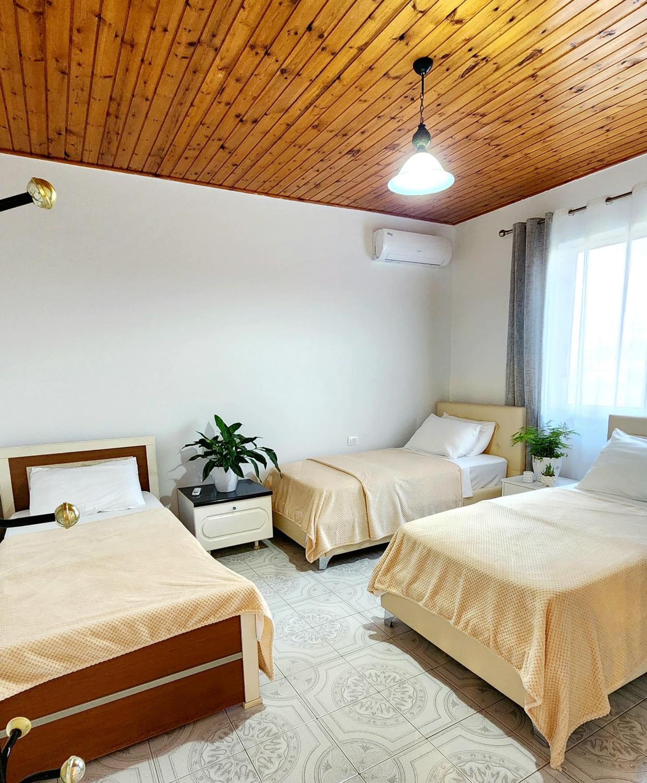 Mia Guest House - Entire home with balcony & garden