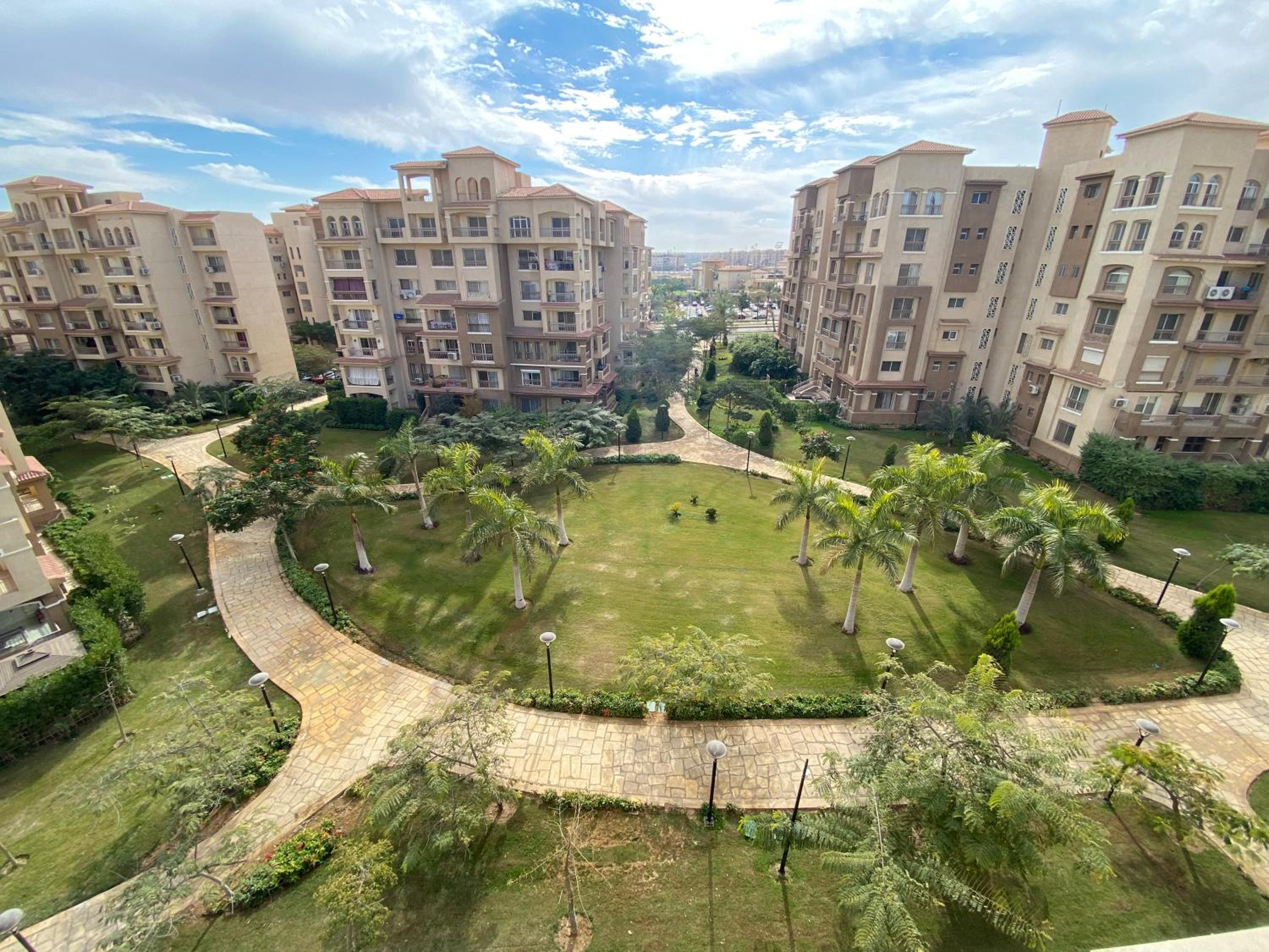 Luxury Inn 3BR Amazing view in Madinaty B2 view 4