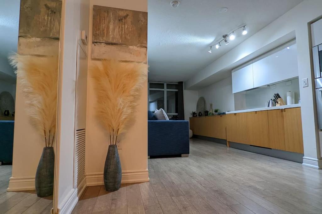 Lovely 2 Bed Condo in Downtown Toronto view 2