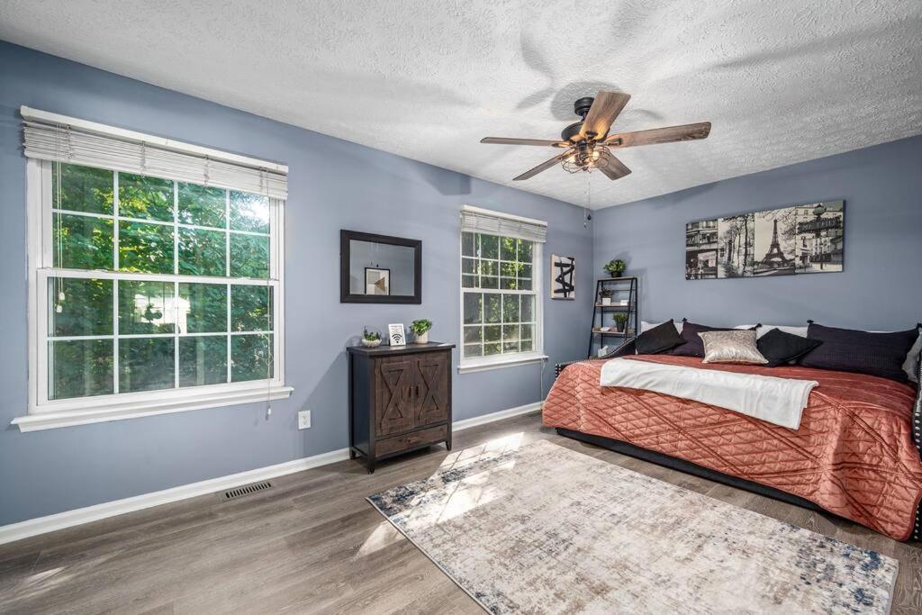 Cozy End Unit Townhouse 1 Mile from Downtown Cary - Property Image 32