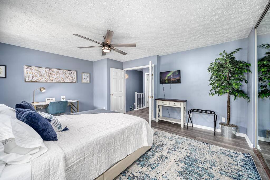 Cozy End Unit Townhouse 1 Mile from Downtown Cary - Property Image 13