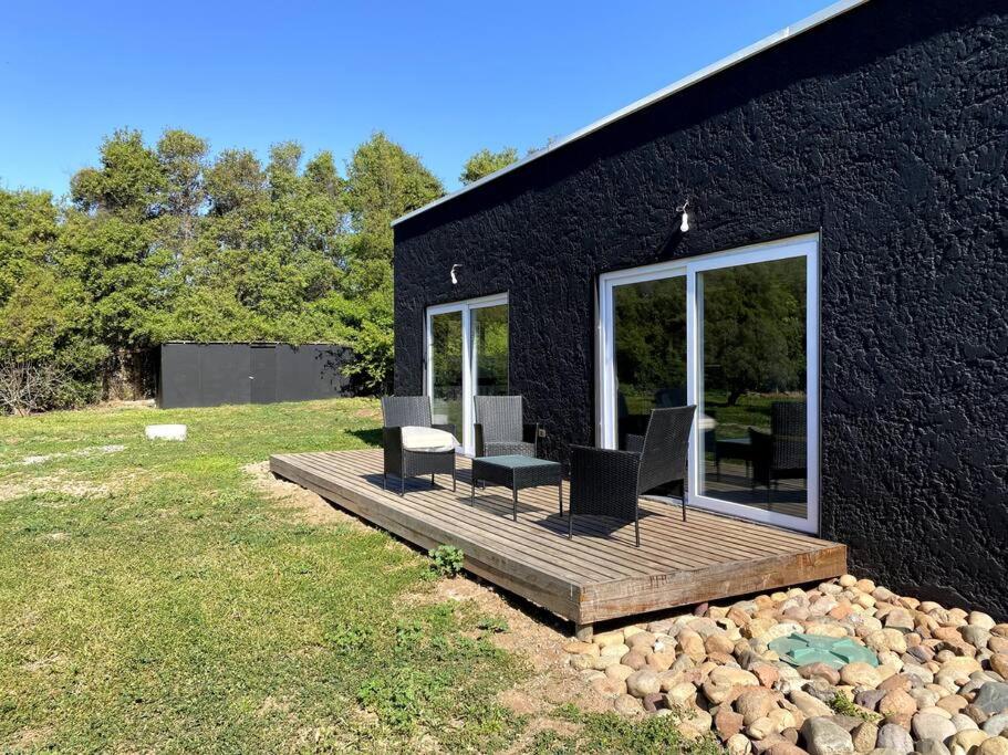 Moderna casa nueva en hermosa y soleada parcela
