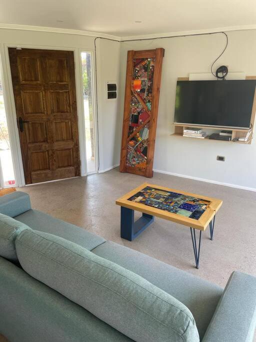 Moderna casa nueva en hermosa y soleada parcela