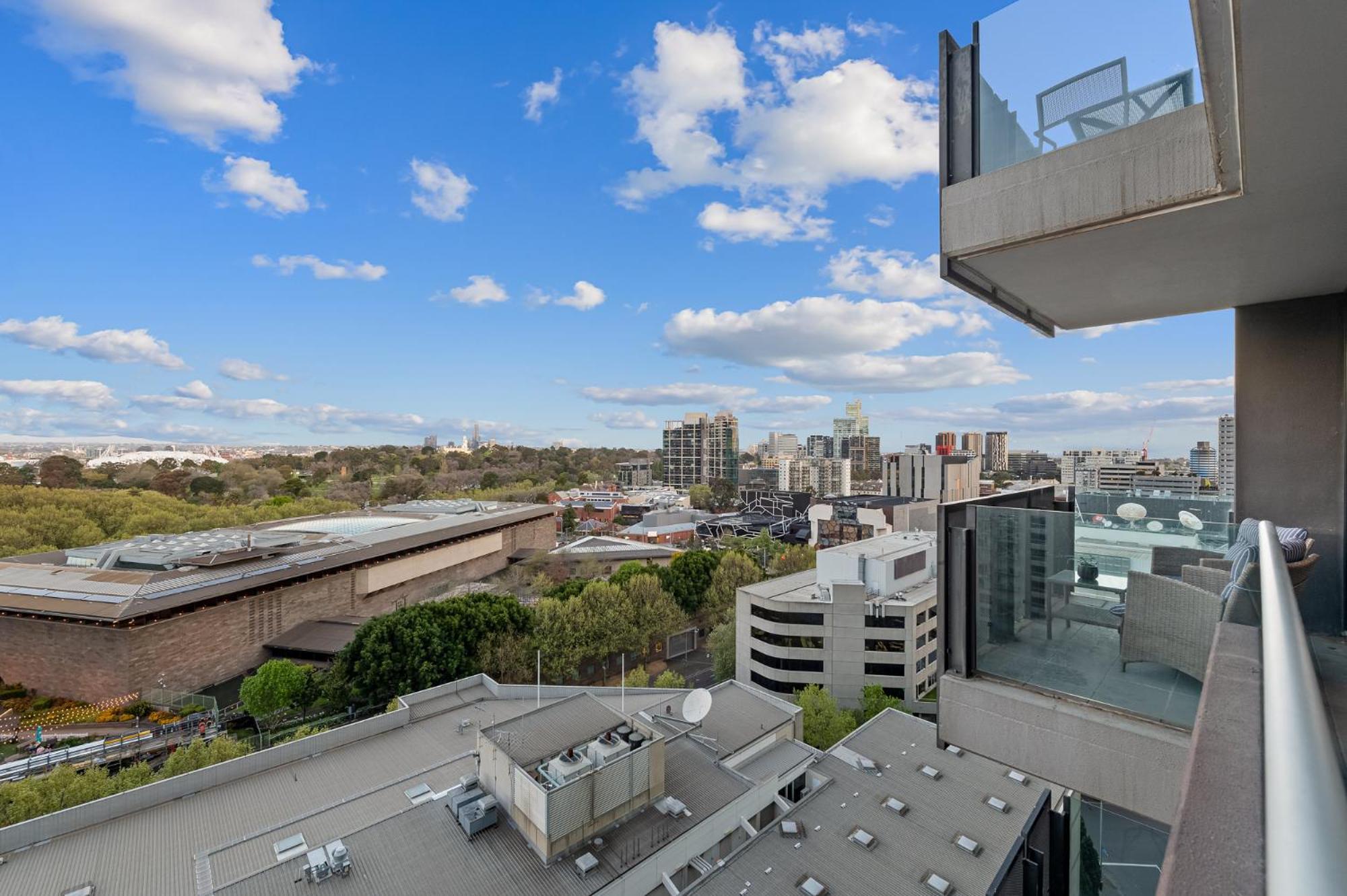 Exclusive Stays - Gallery Tower