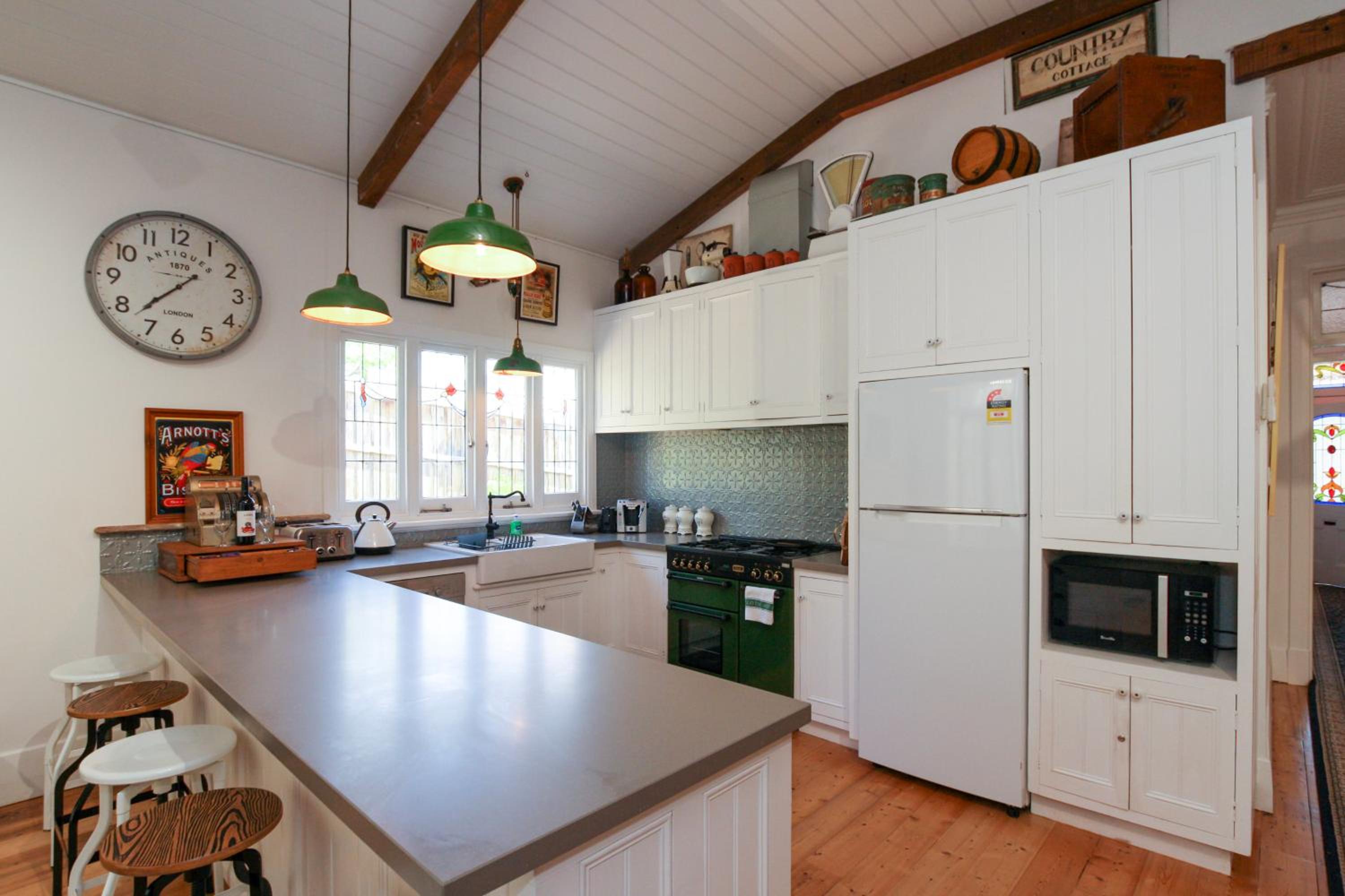 Vintage Charm On St Leonards