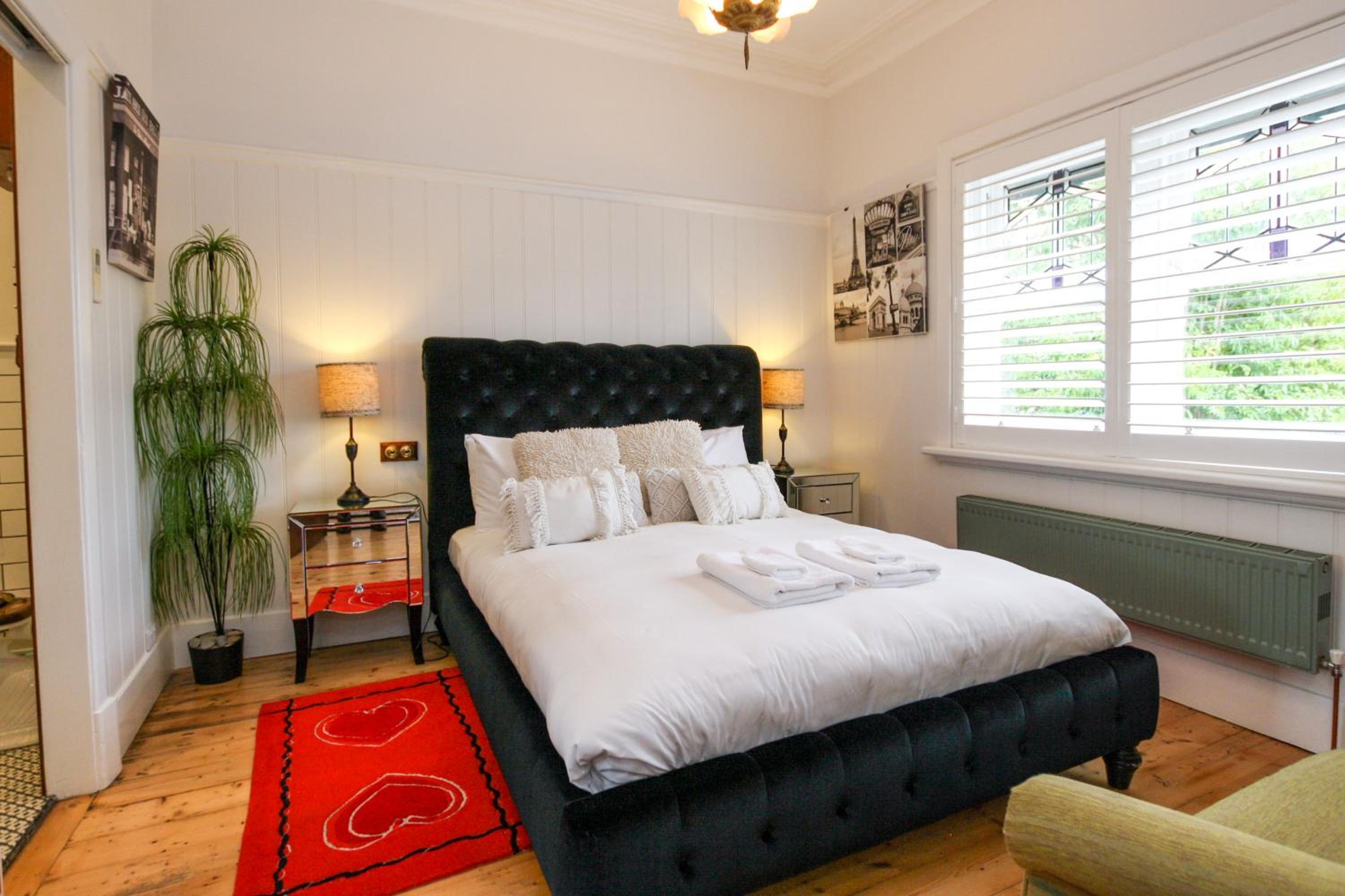 Vintage Charm On St Leonards