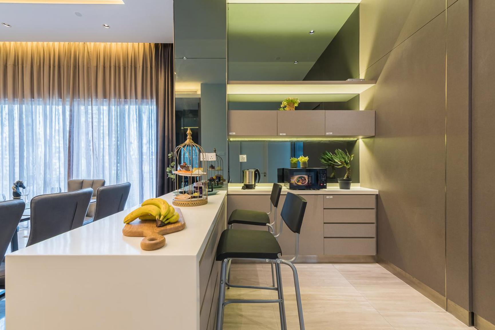 Starlight Penthouse 6-12Pax, 600m to Pavilion KL by Verano