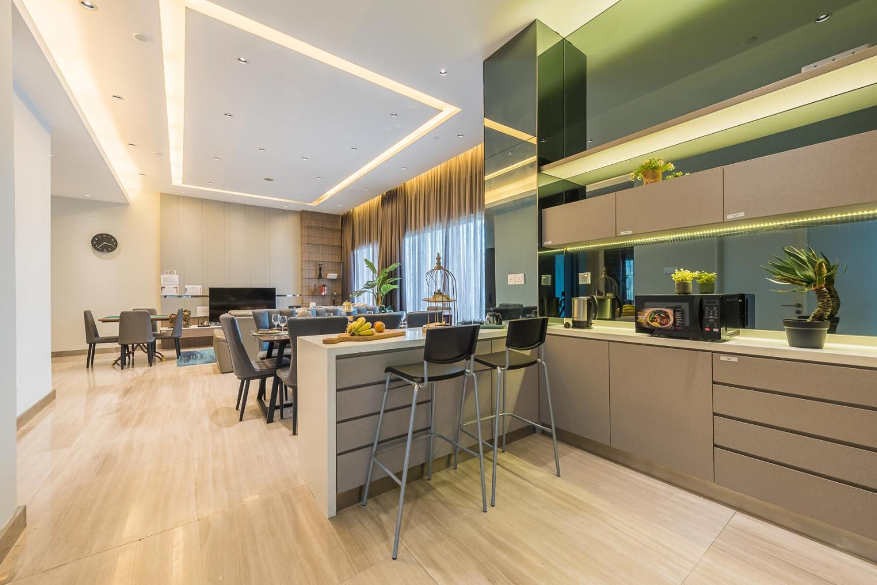 Starlight Penthouse 6-12Pax, 600m to Pavilion KL by Verano