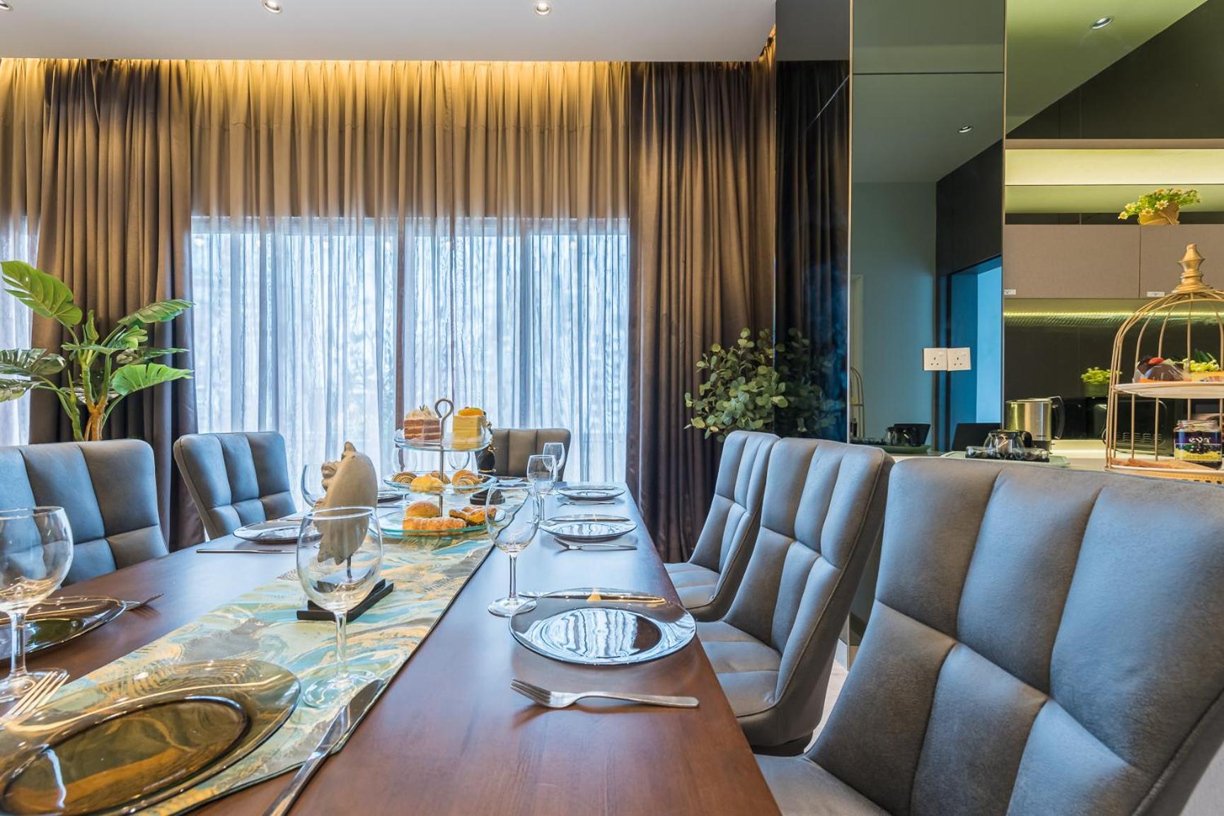 Starlight Penthouse 6-12Pax, 600m to Pavilion KL by Verano