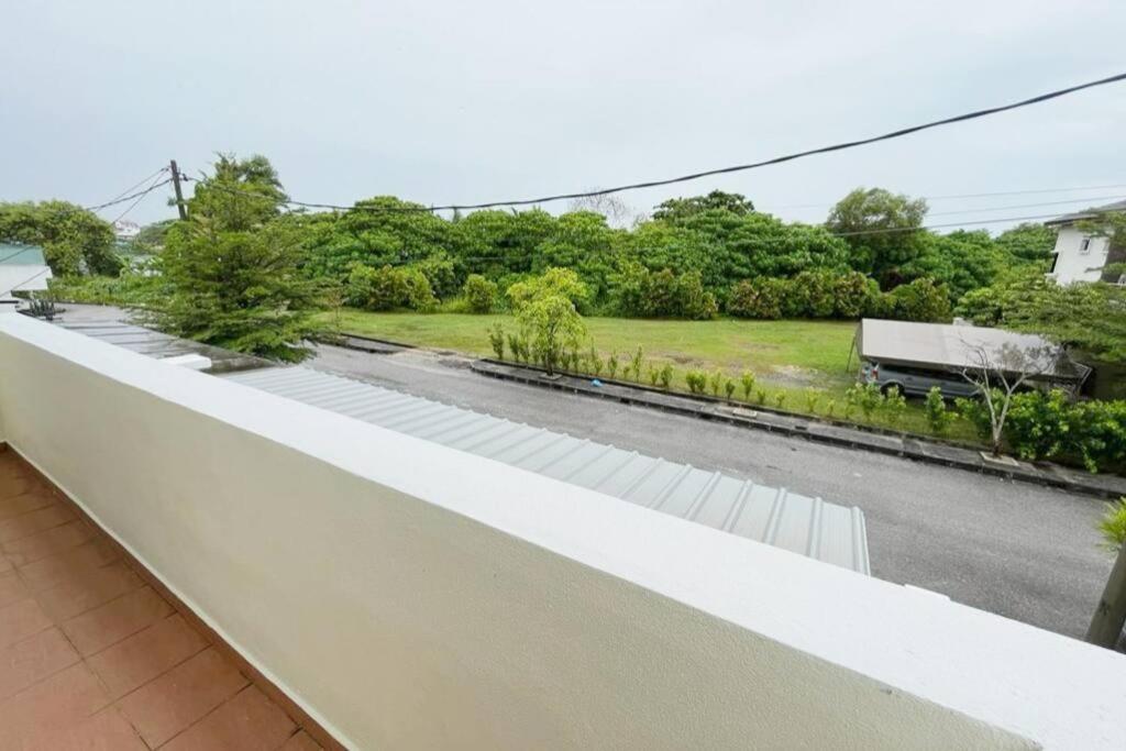 Titihouse Semi-D for 14 pax near Iconvcity Auto city Bukit Mertajam Juru photo 7