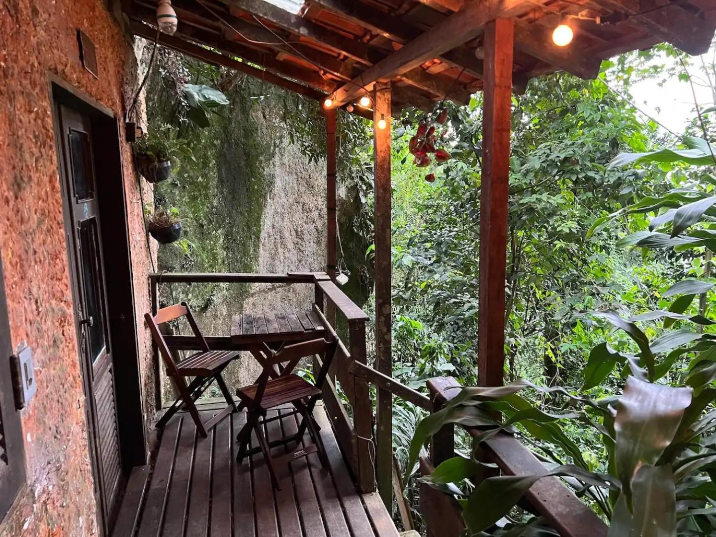 Amazing forest House in the city! Private guest suite - double studio room