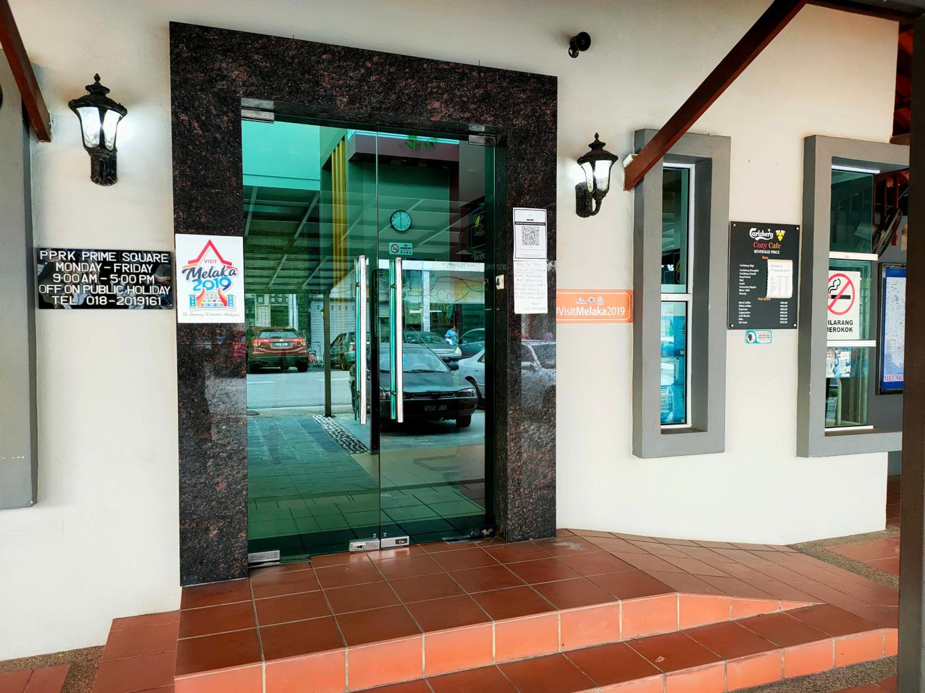 Cozzy Motel Malacca photo 3