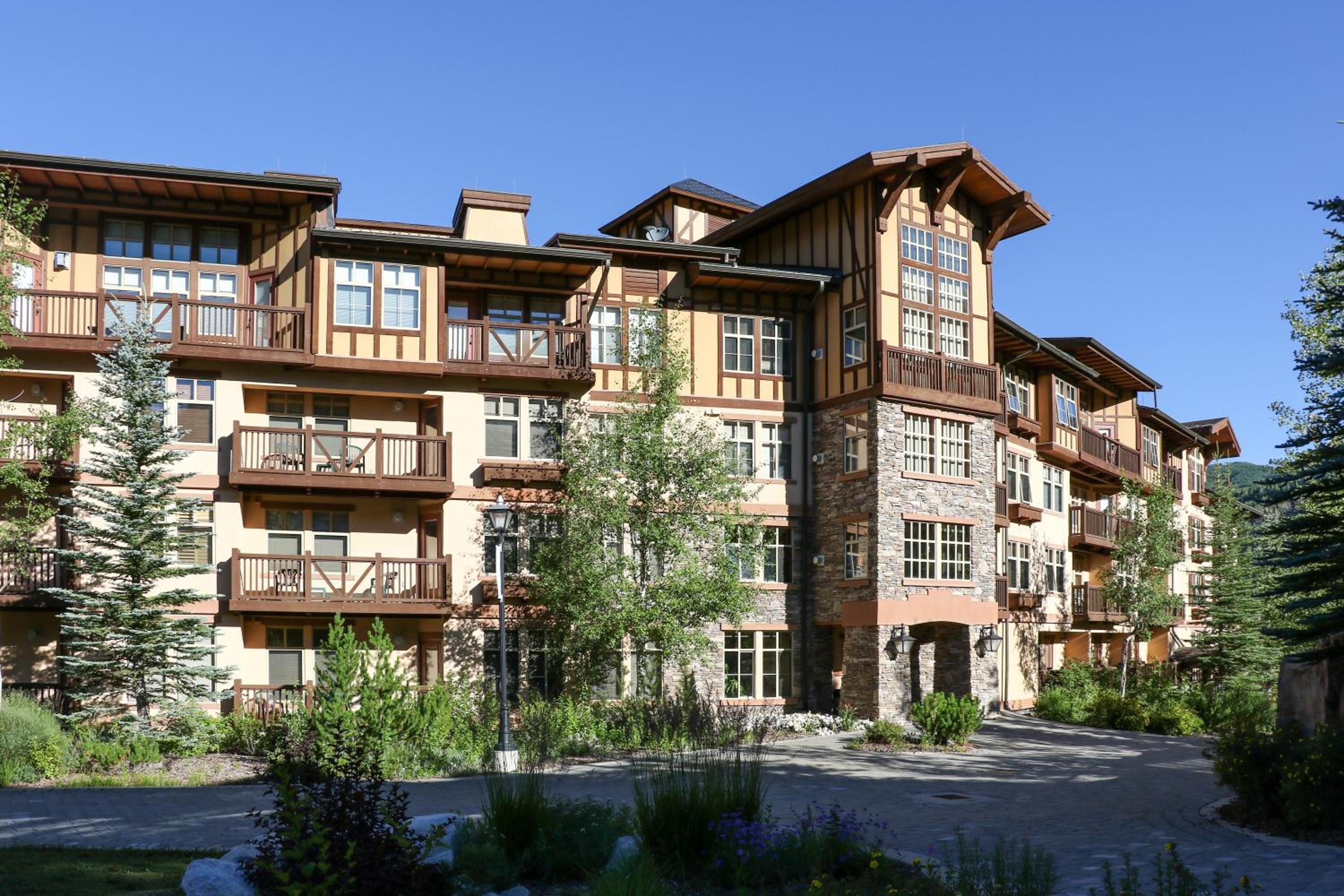 1205A - One Bedroom Standard Eagle Springs West view 2
