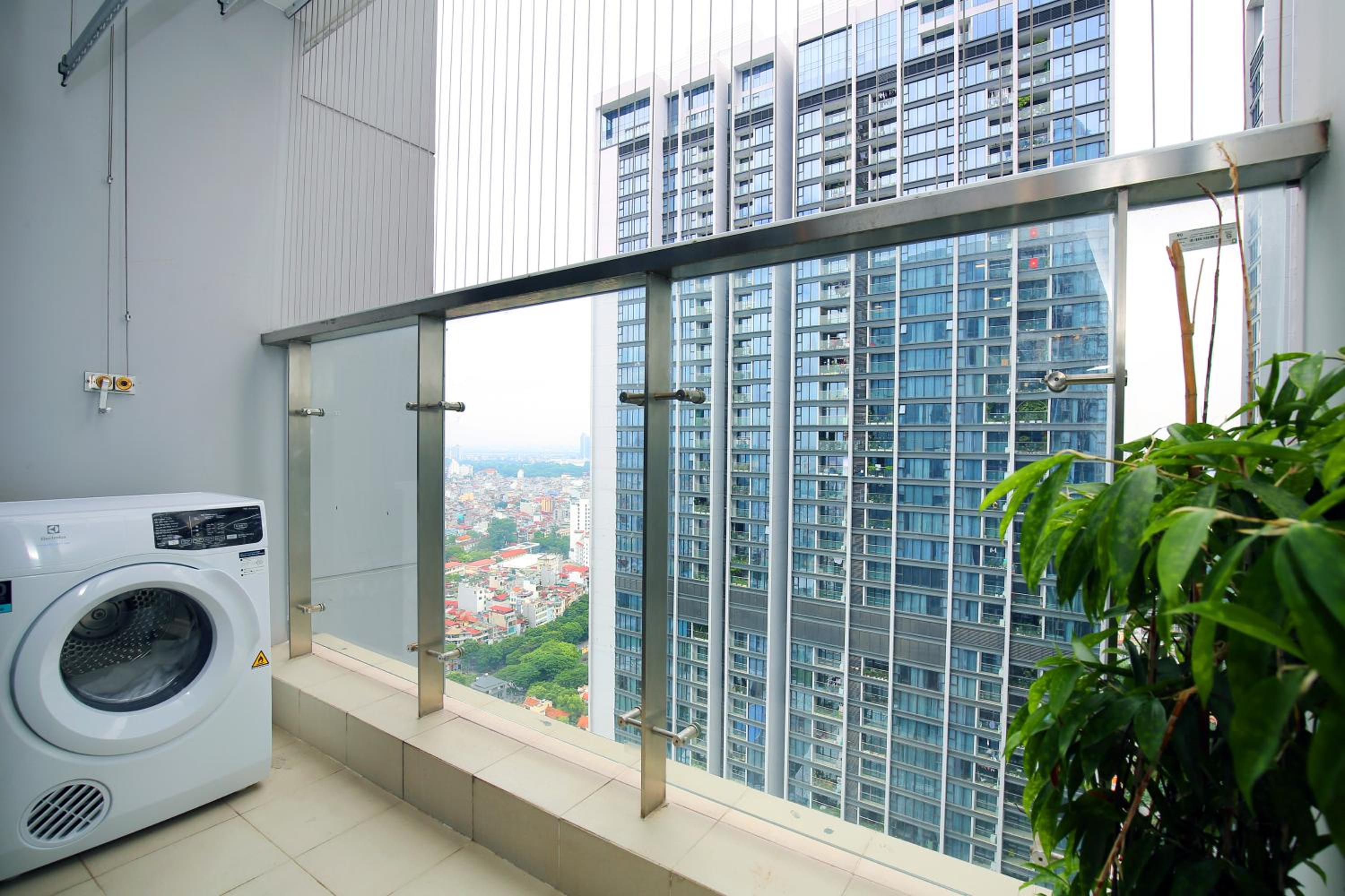 Investland- Vinhomes Metropolis one, two, three, four bedrooms