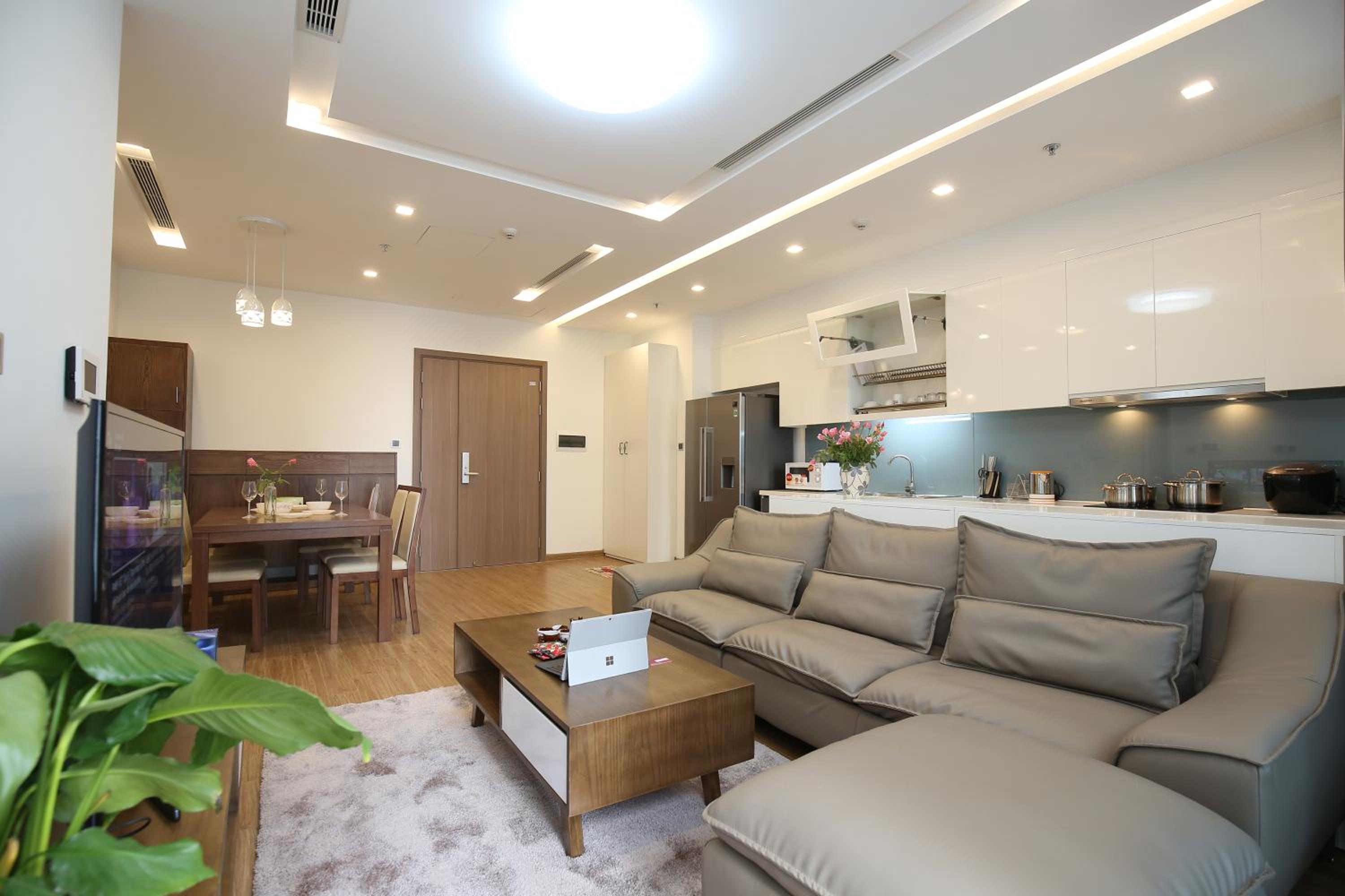 Investland- Vinhomes Metropolis one, two, three, four bedrooms