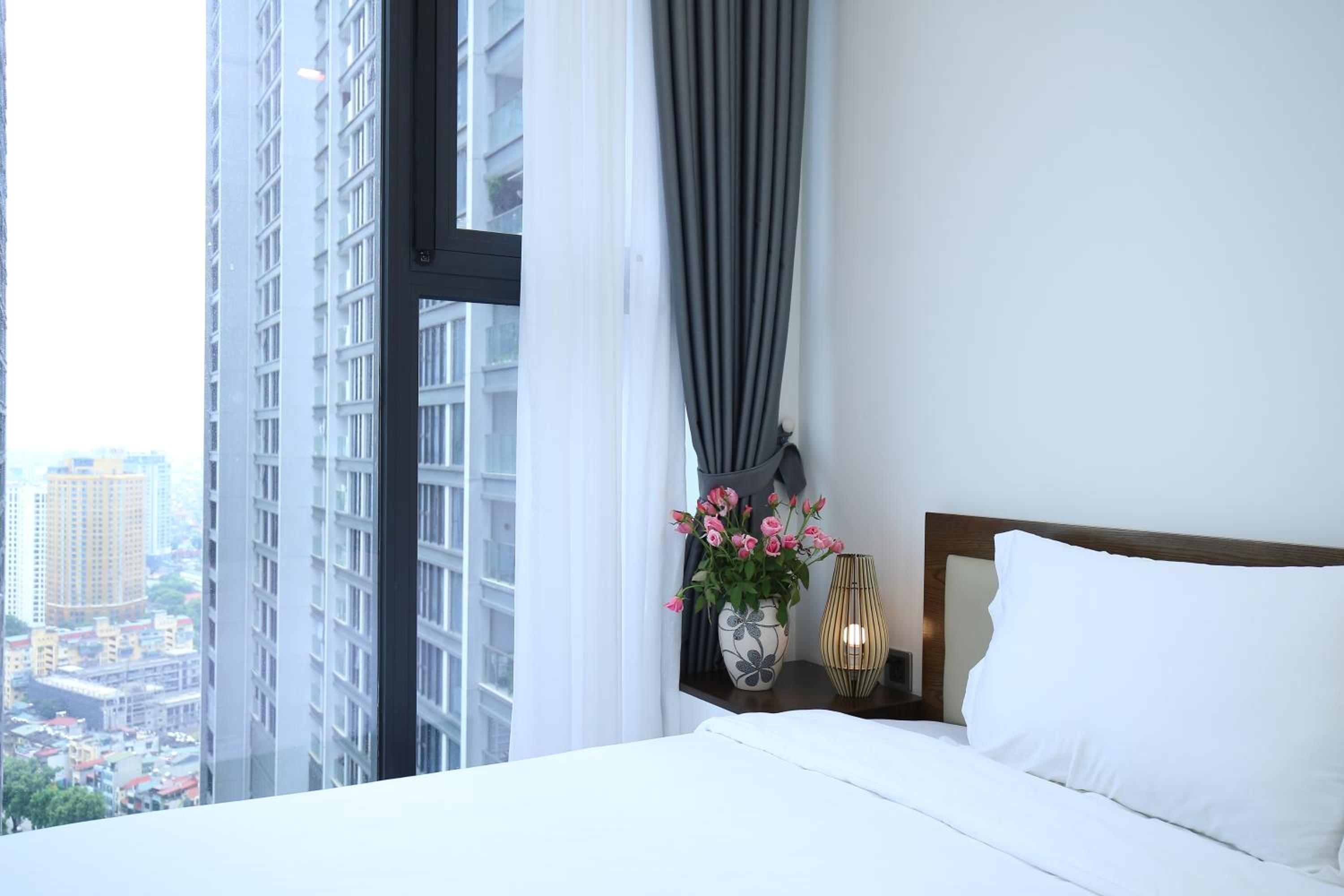 Investland- Vinhomes Metropolis one, two, three, four bedrooms