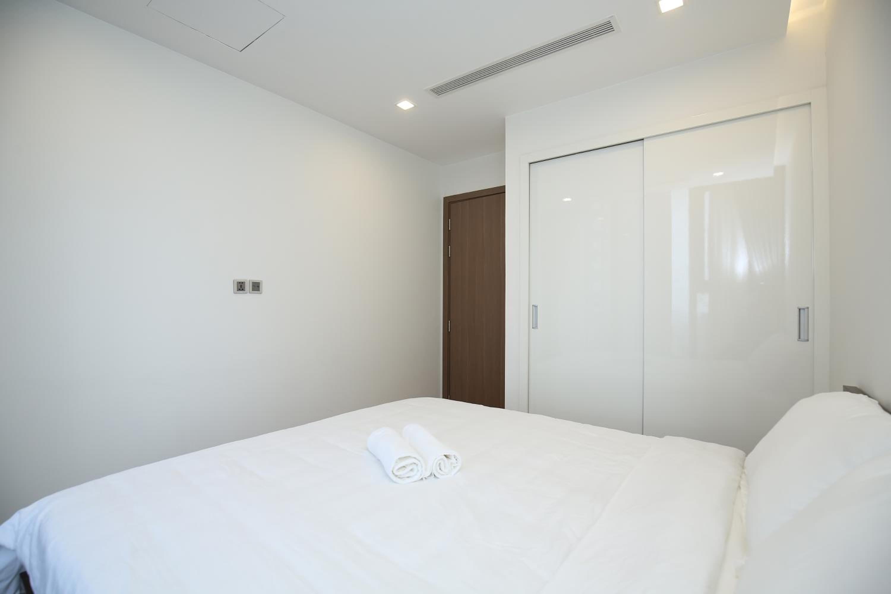 Investland- Vinhomes Metropolis one, two, three, four bedrooms