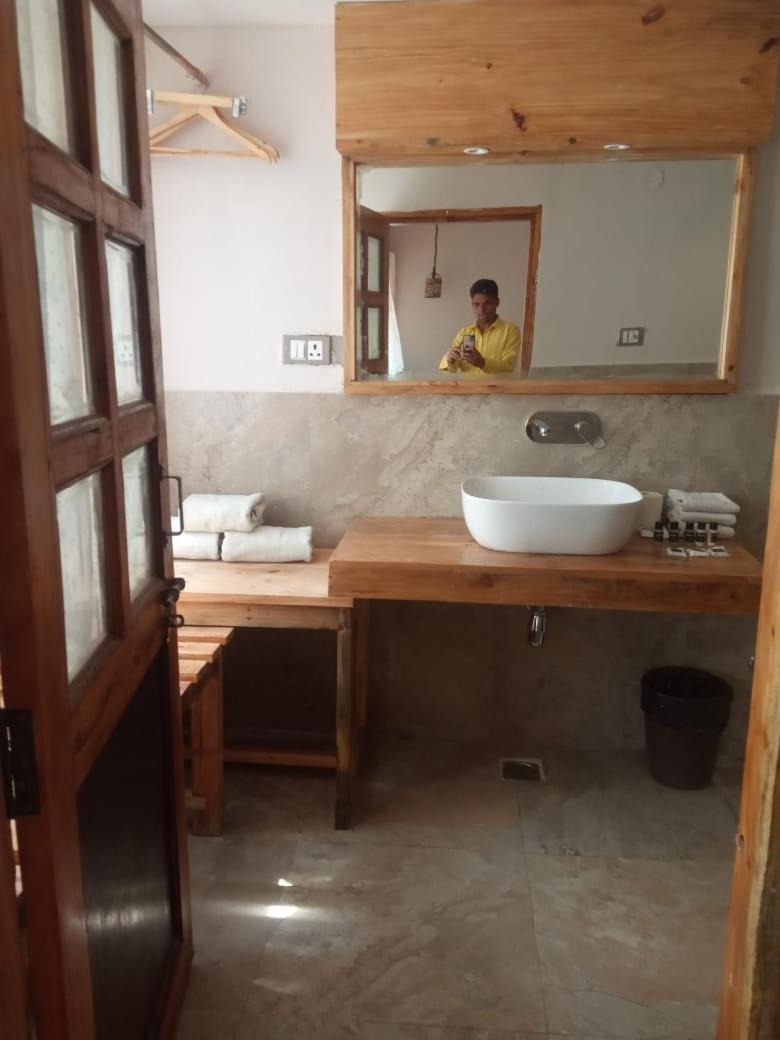 Photo 20