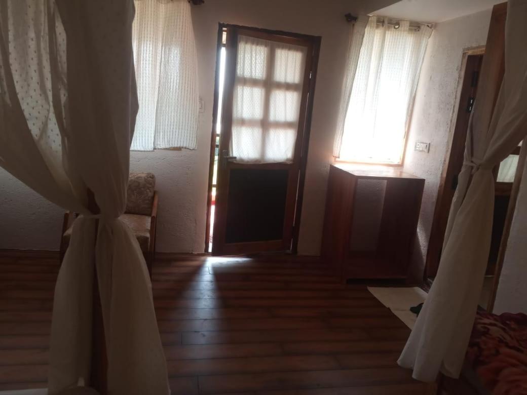 Photo 19