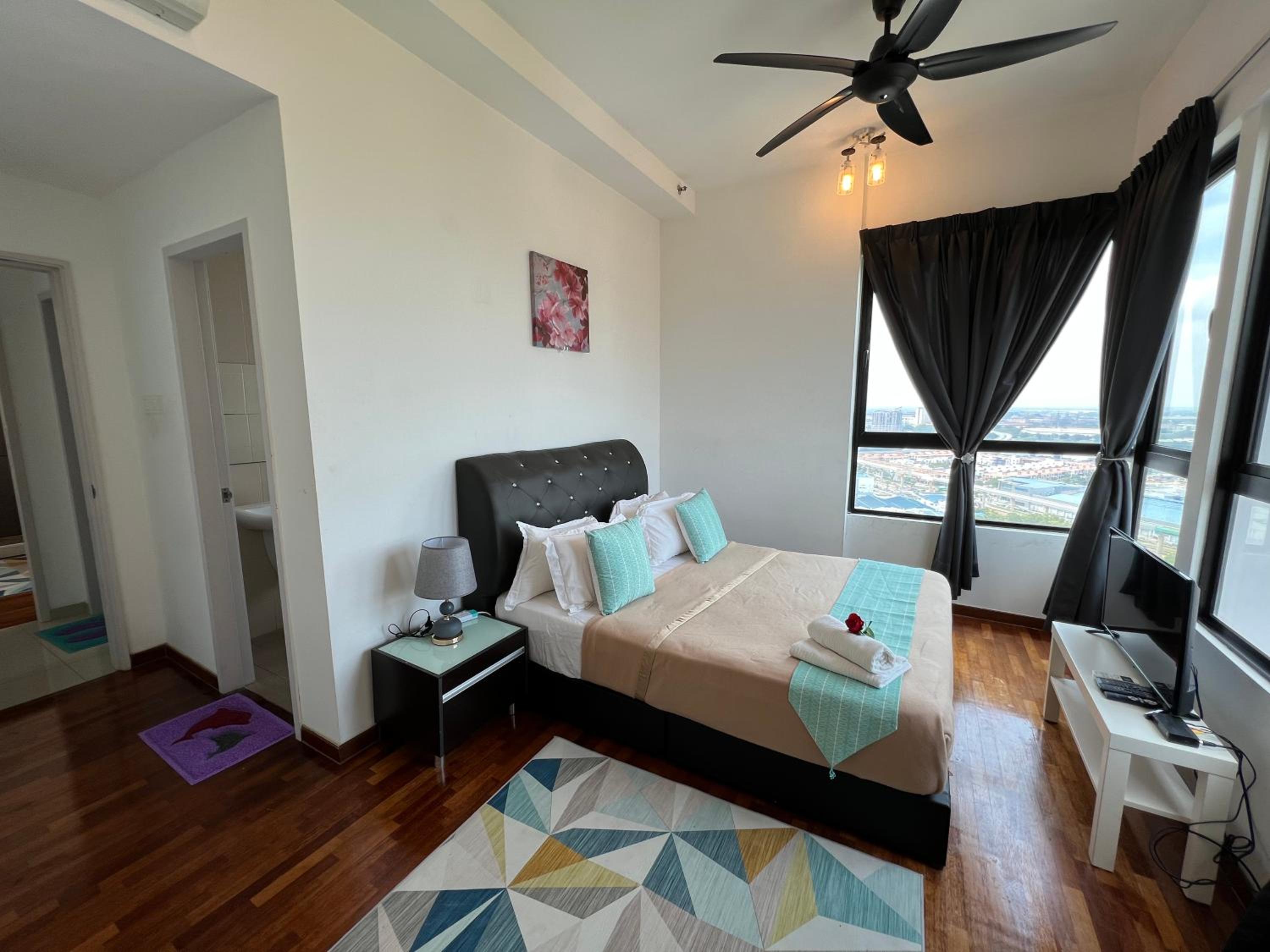 D'Gunduls Homestay Family Suite 2R 2B by DGH I-CITY photo 4