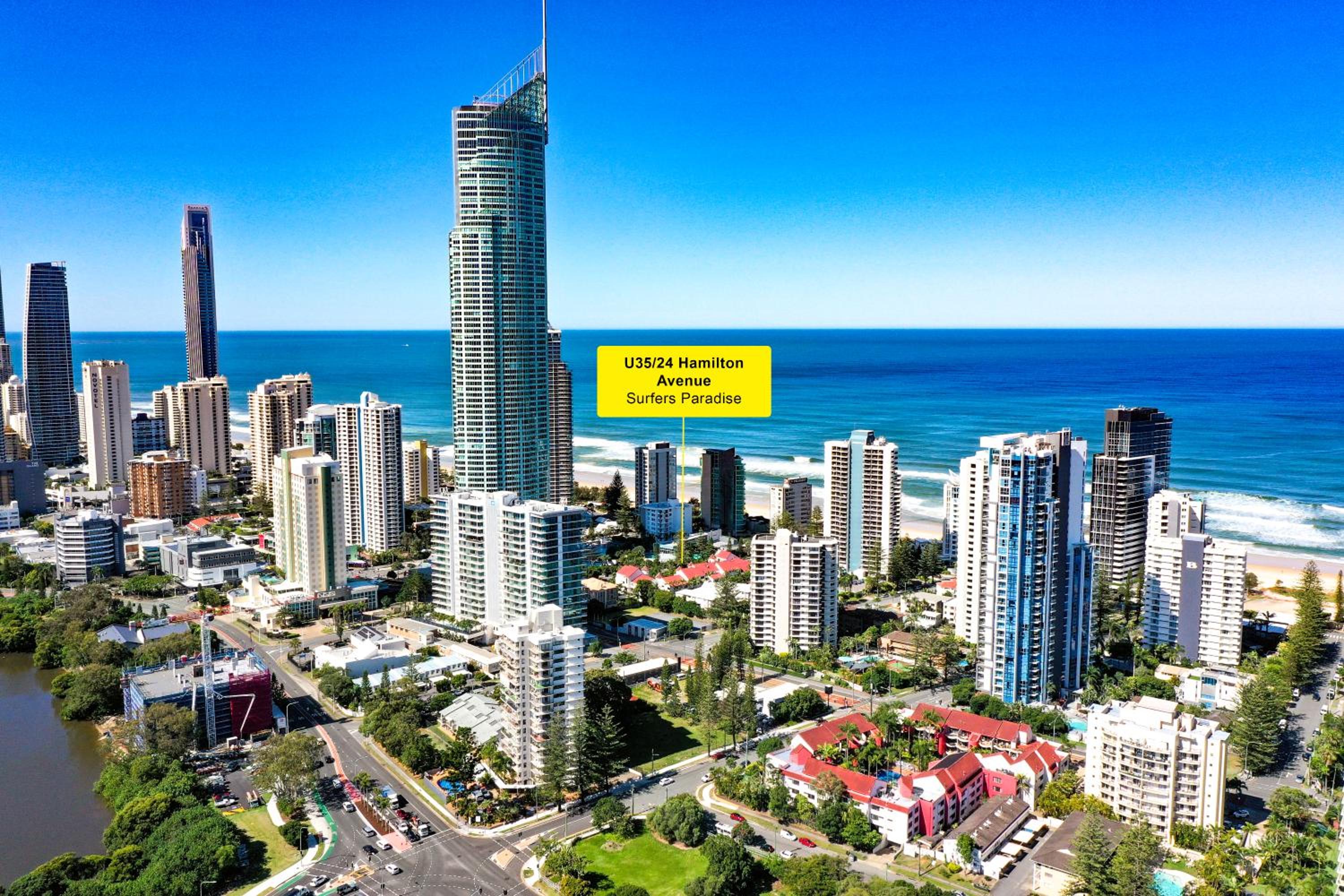 Coco Bella Retreat in Central Surfers - sleeps 6-8