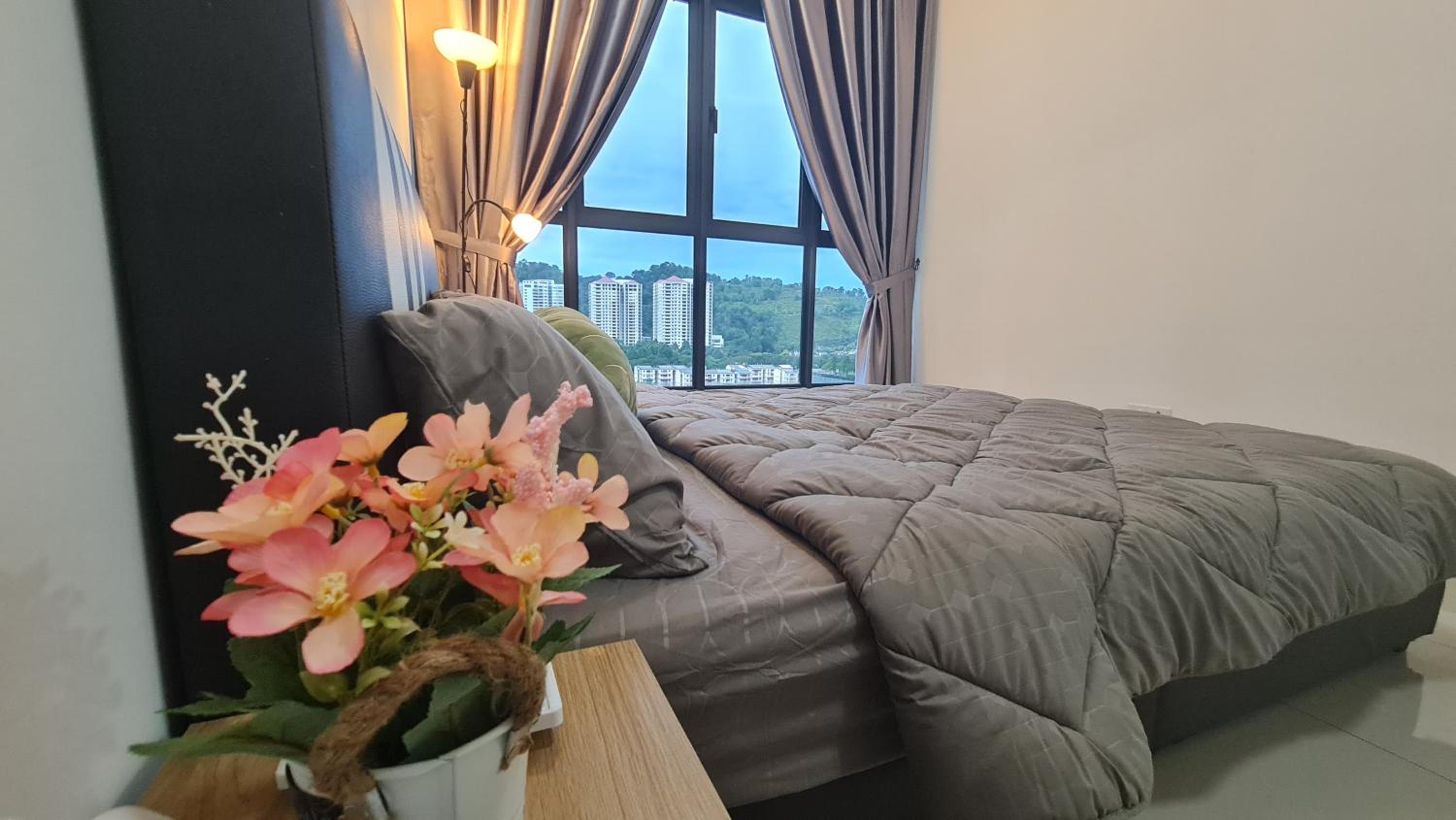 Luxury 5STAR 2Room Resort Suite Mid Valley Sunway Kuala Lumpur by Stayz Suites