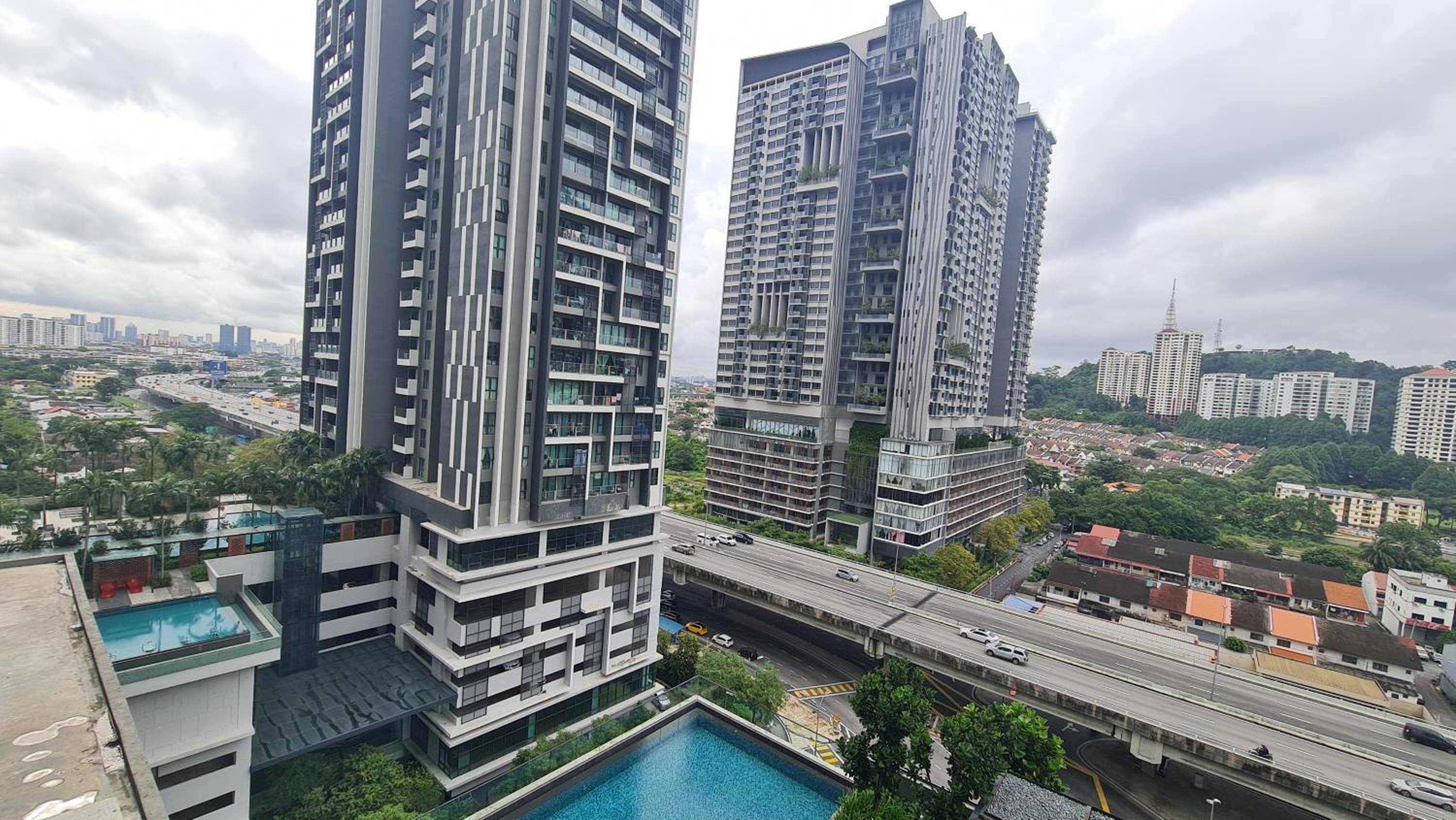 Luxury 5STAR 2Room Resort Suite Mid Valley Sunway Kuala Lumpur by Stayz Suites