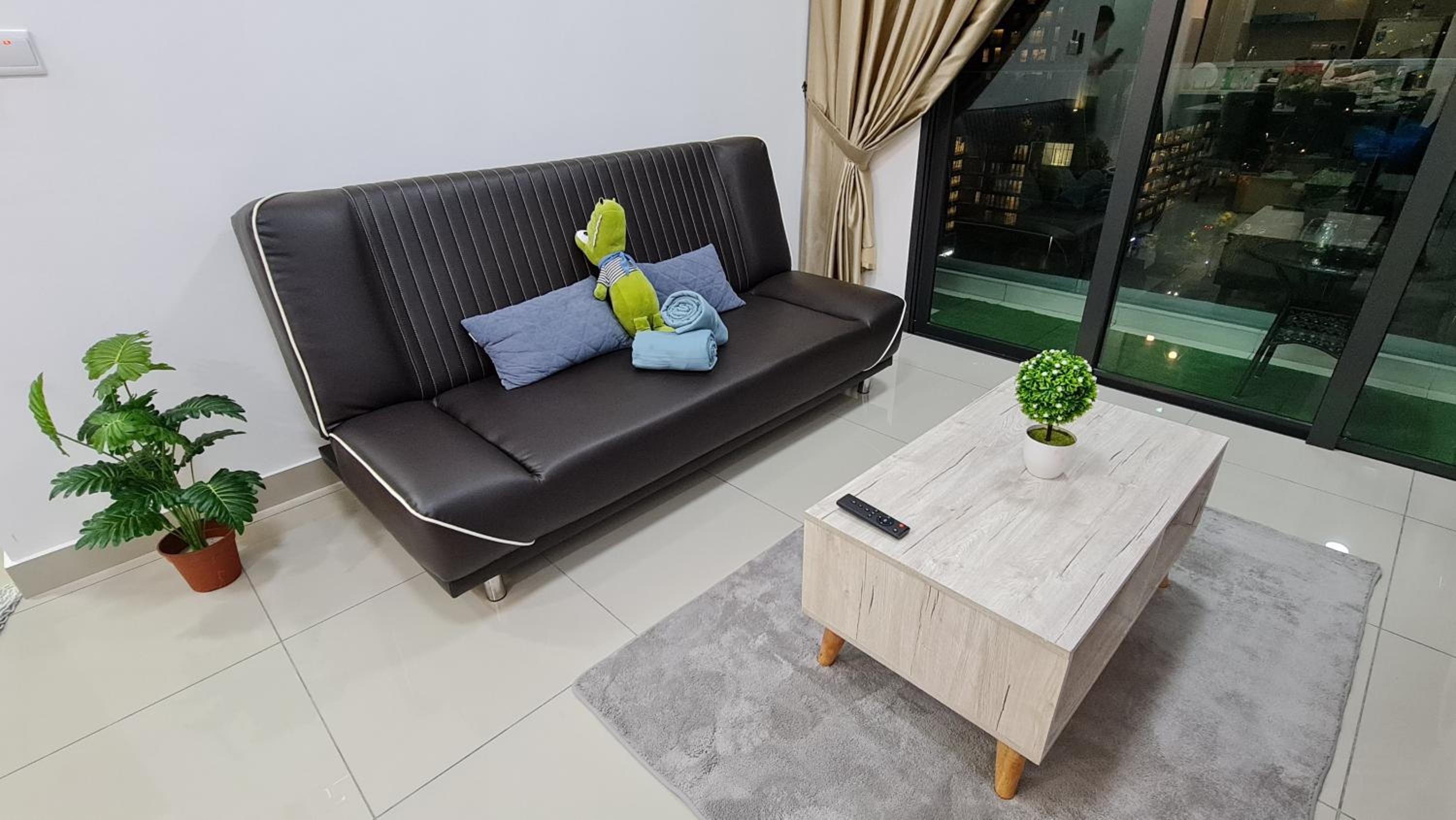 Luxury 5STAR 2Room Resort Suite Mid Valley Sunway Kuala Lumpur by Stayz Suites