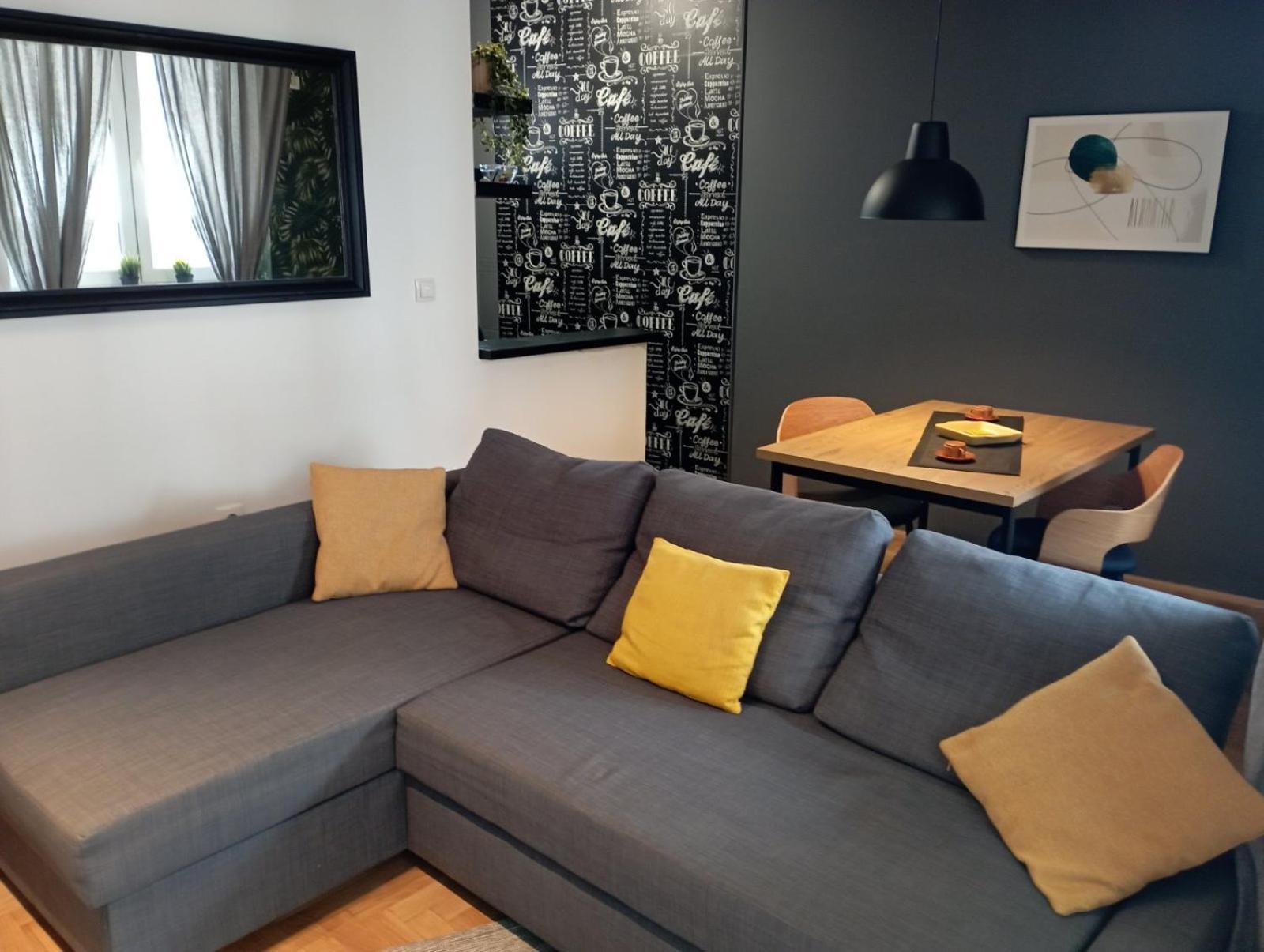 Sun Center Apartment