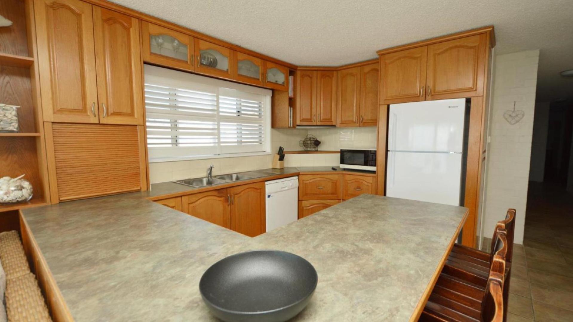 Suncrest 4 - Lifestyle Yamba