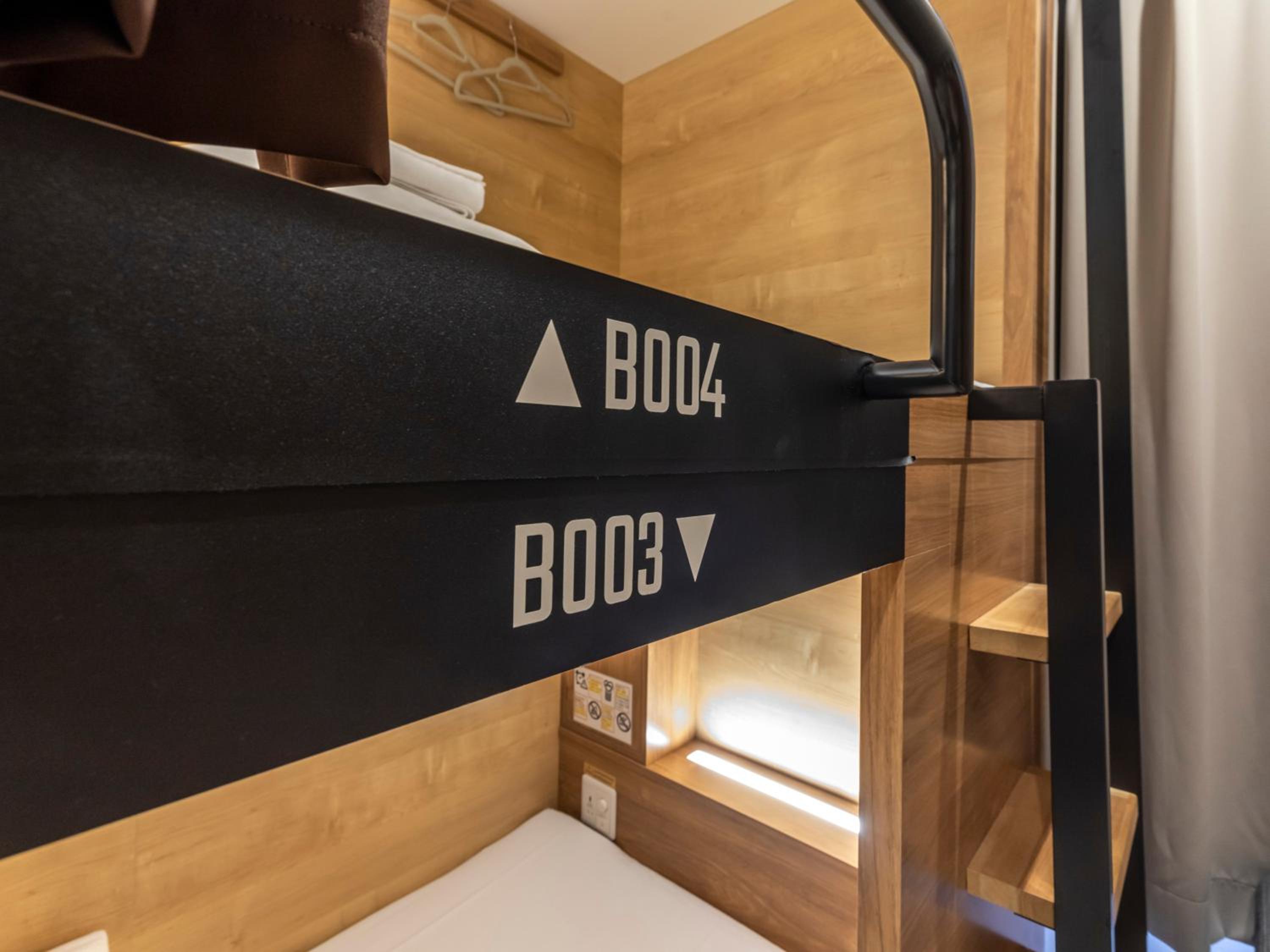 Tabist CapsuleHotel APODS Himeji Station