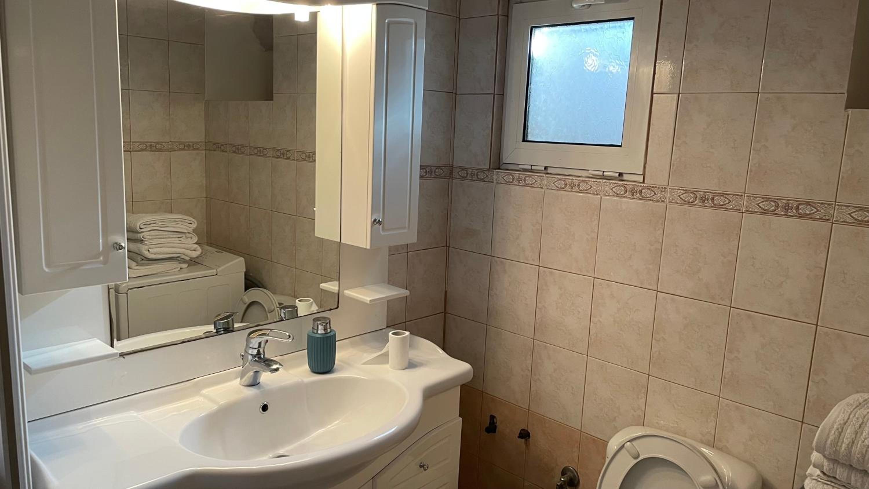 Awesome Home 3' from Metro (M3) Station Agia Paraskevi