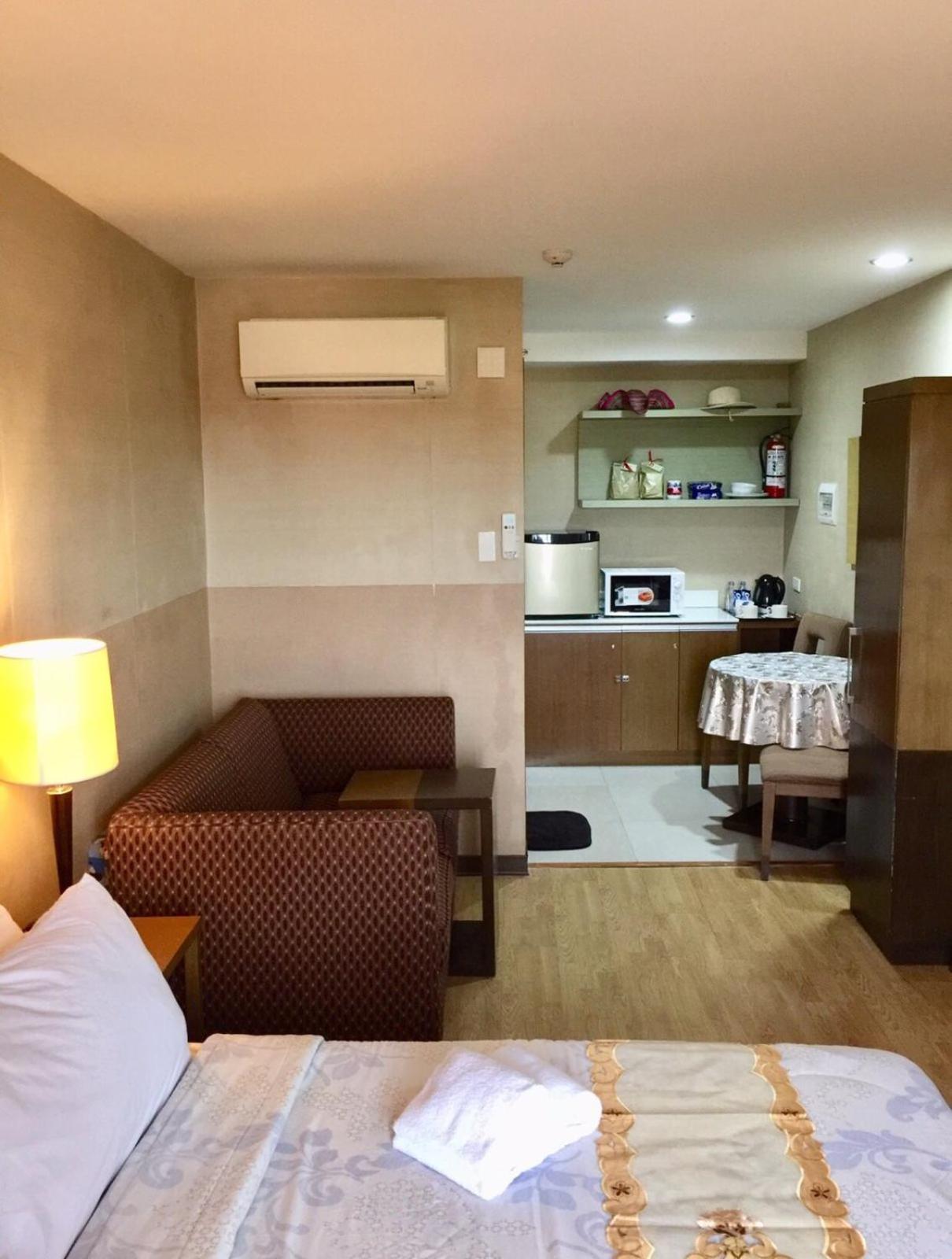 One Tagaytay Place Private Residences