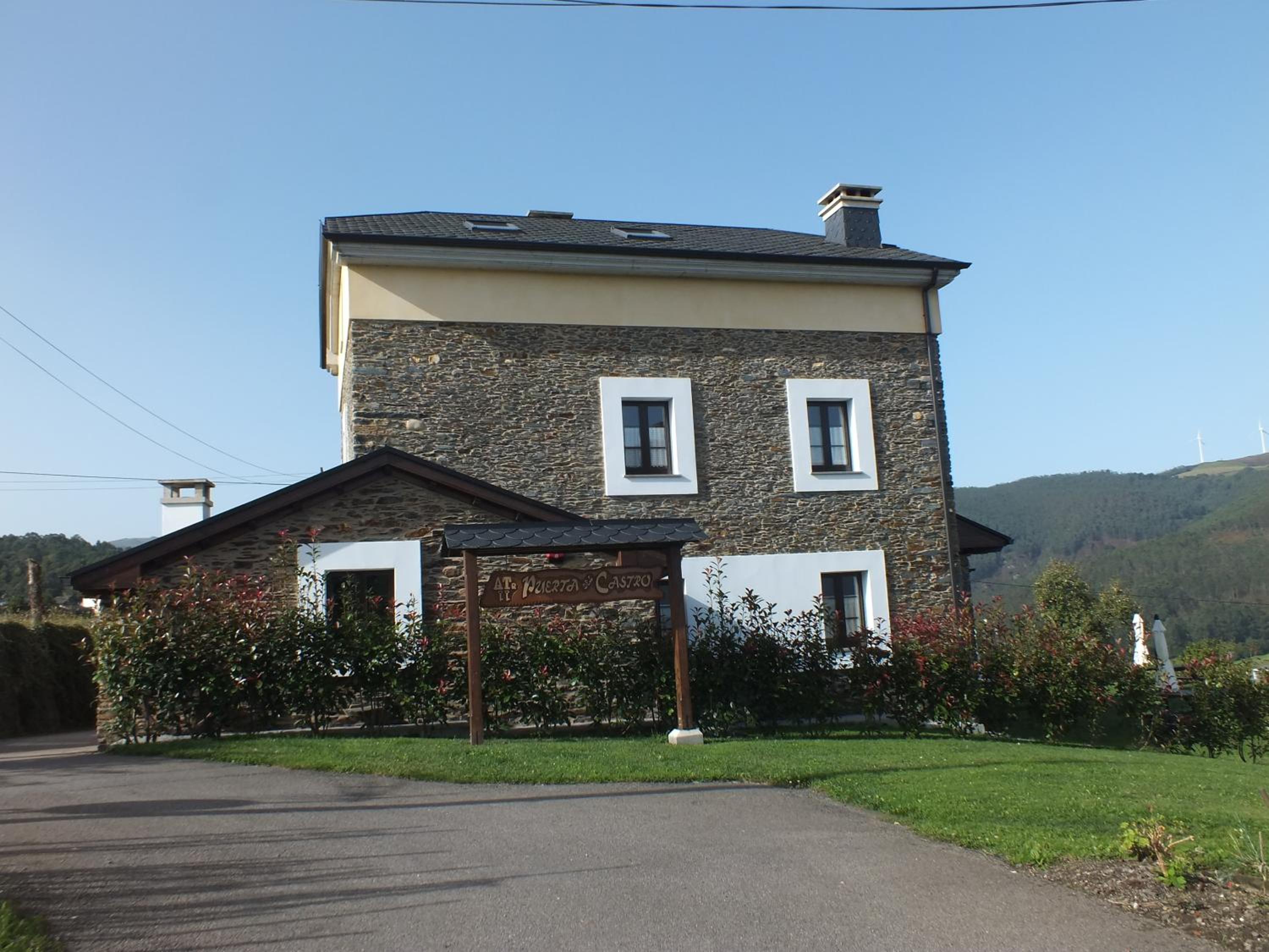 Photo 42