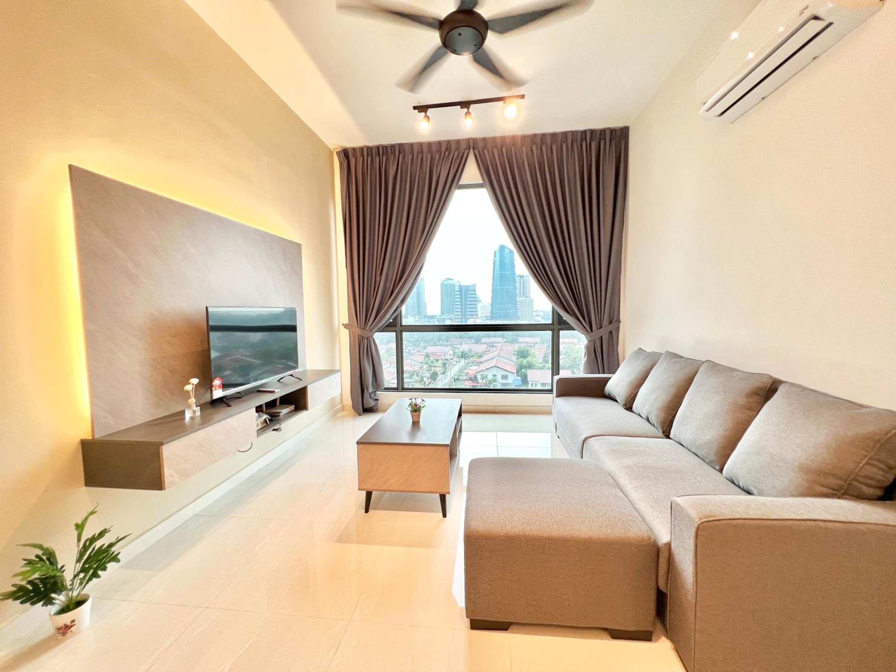 SKS Pavillion Residence Suites by Luxecocoo CK Johor Bahru