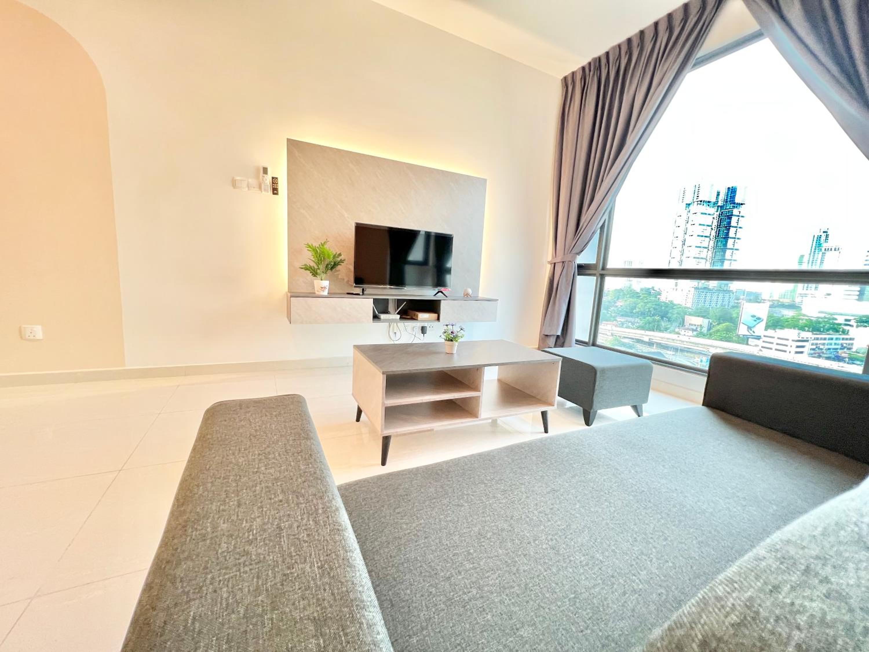 SKS Pavillion Residence Suites by Luxecocoo CK Johor Bahru