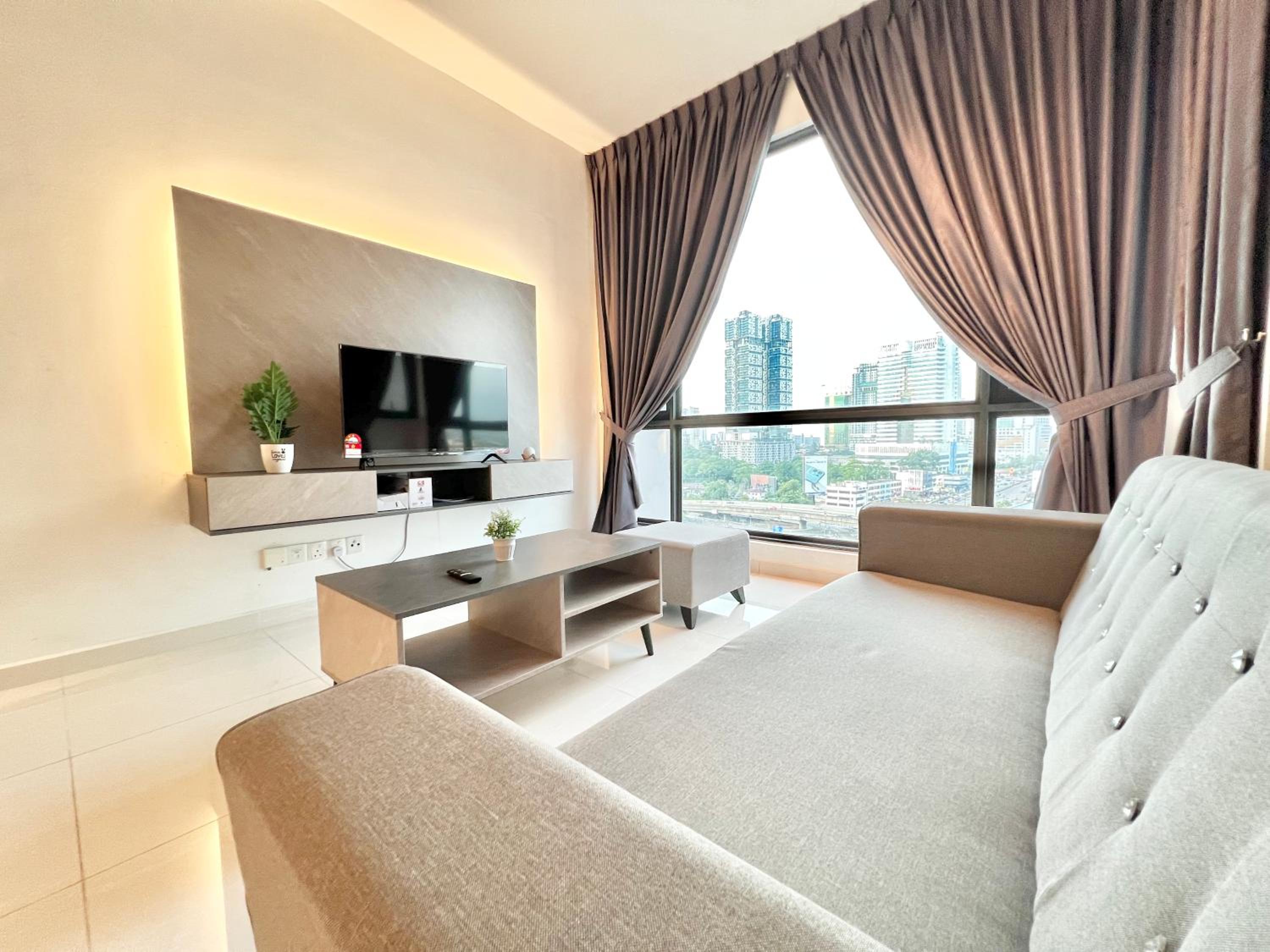 SKS Pavillion Residence Suites by Luxecocoo CK Johor Bahru