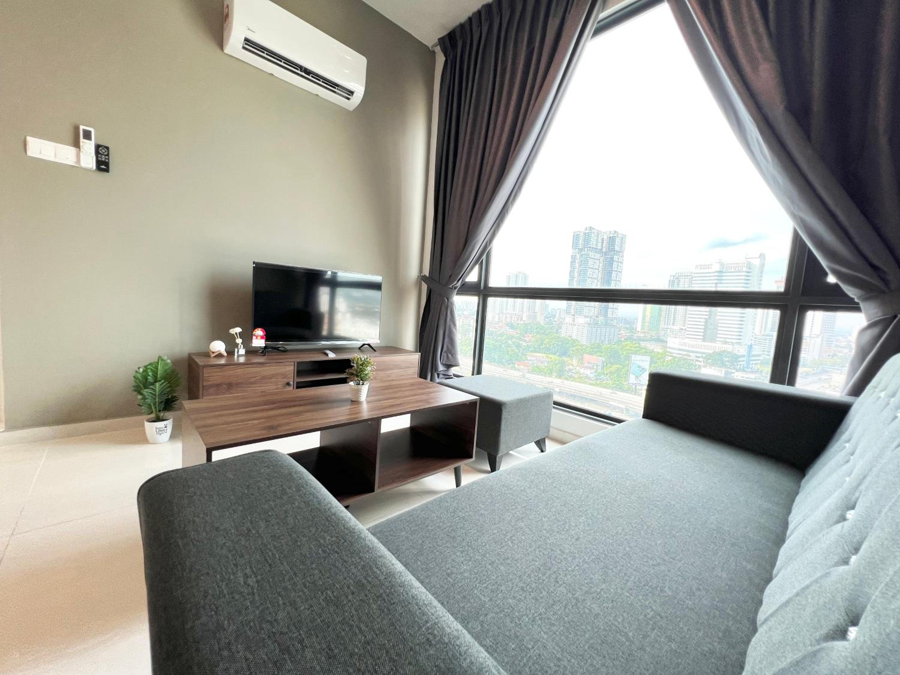 SKS Pavillion Residence Suites by Luxecocoo CK Johor Bahru