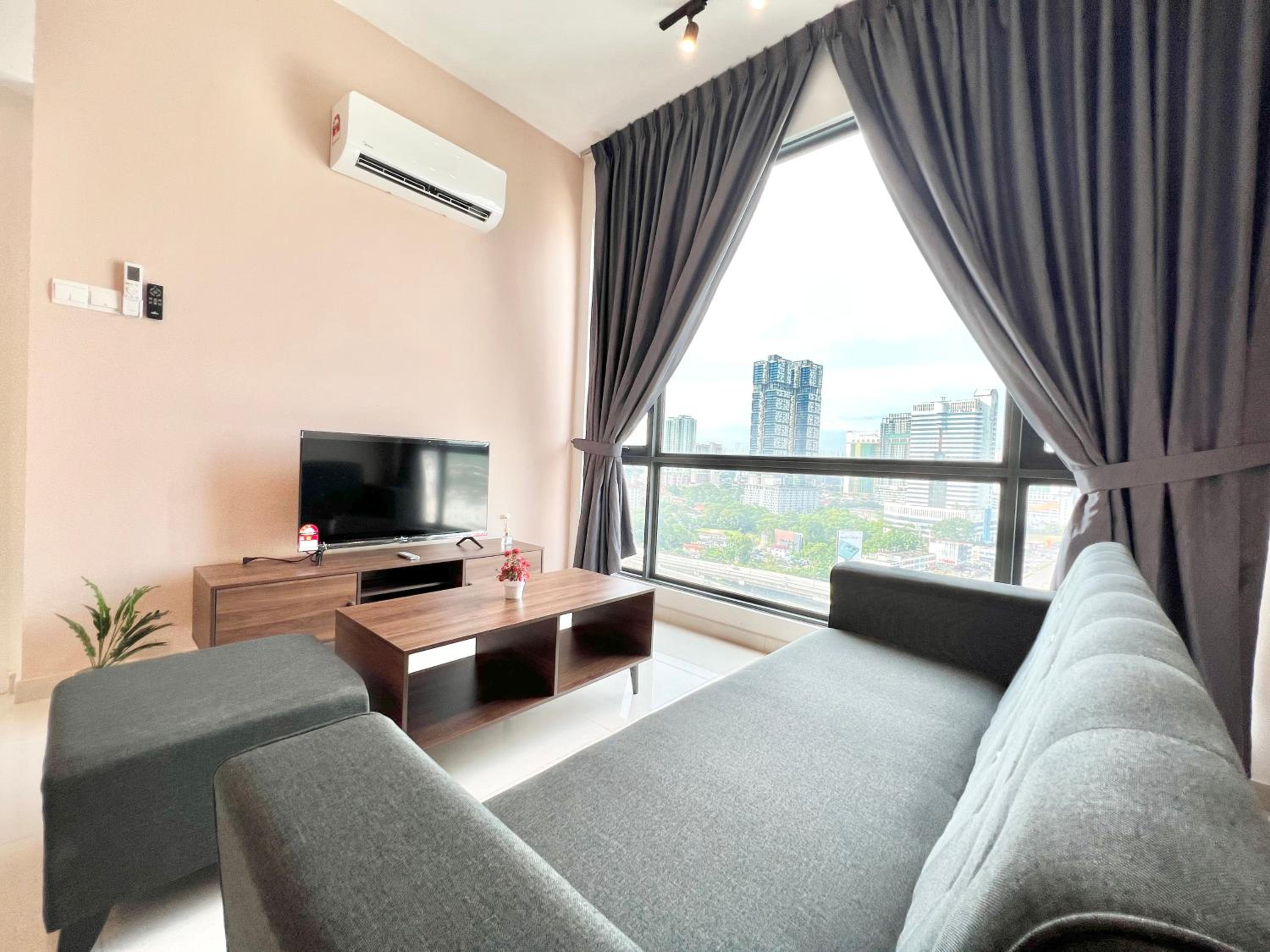 SKS Pavillion Residence Suites by Luxecocoo CK Johor Bahru