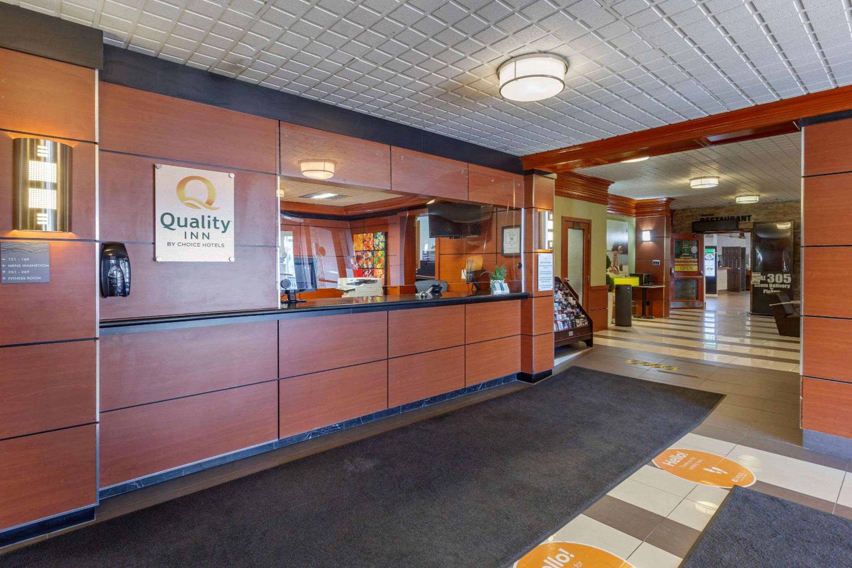 Quality Inn Toronto Airport - Image 3