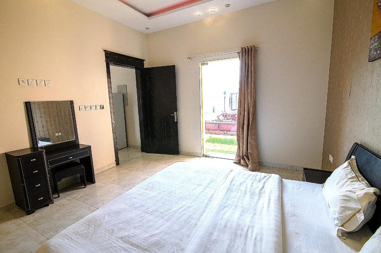 Alremal Resort منتجع شاليهات انوار